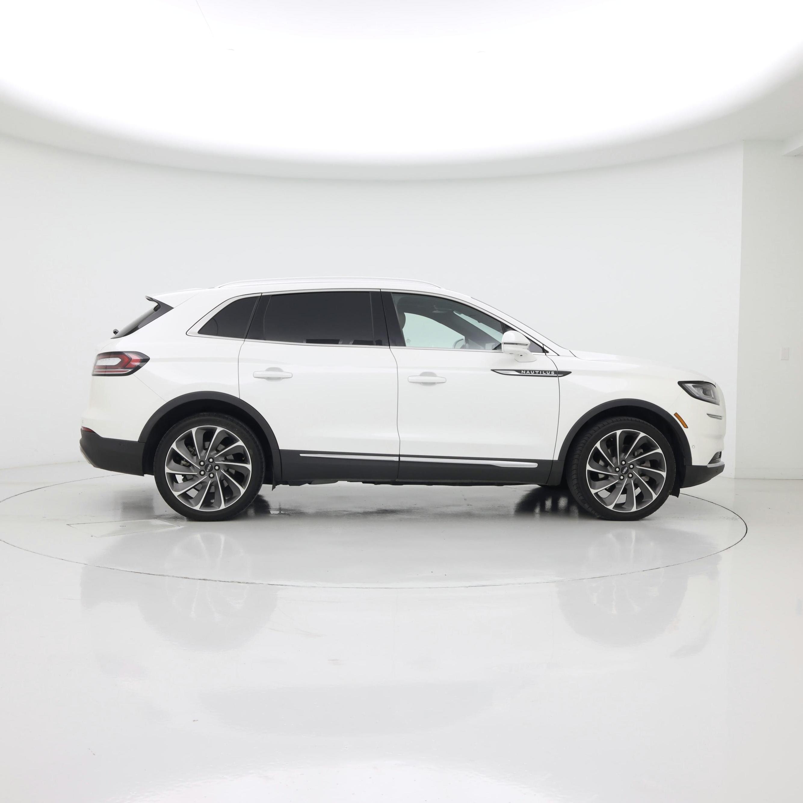 Thumbnail: 2021 Lincoln Nautilus - 7