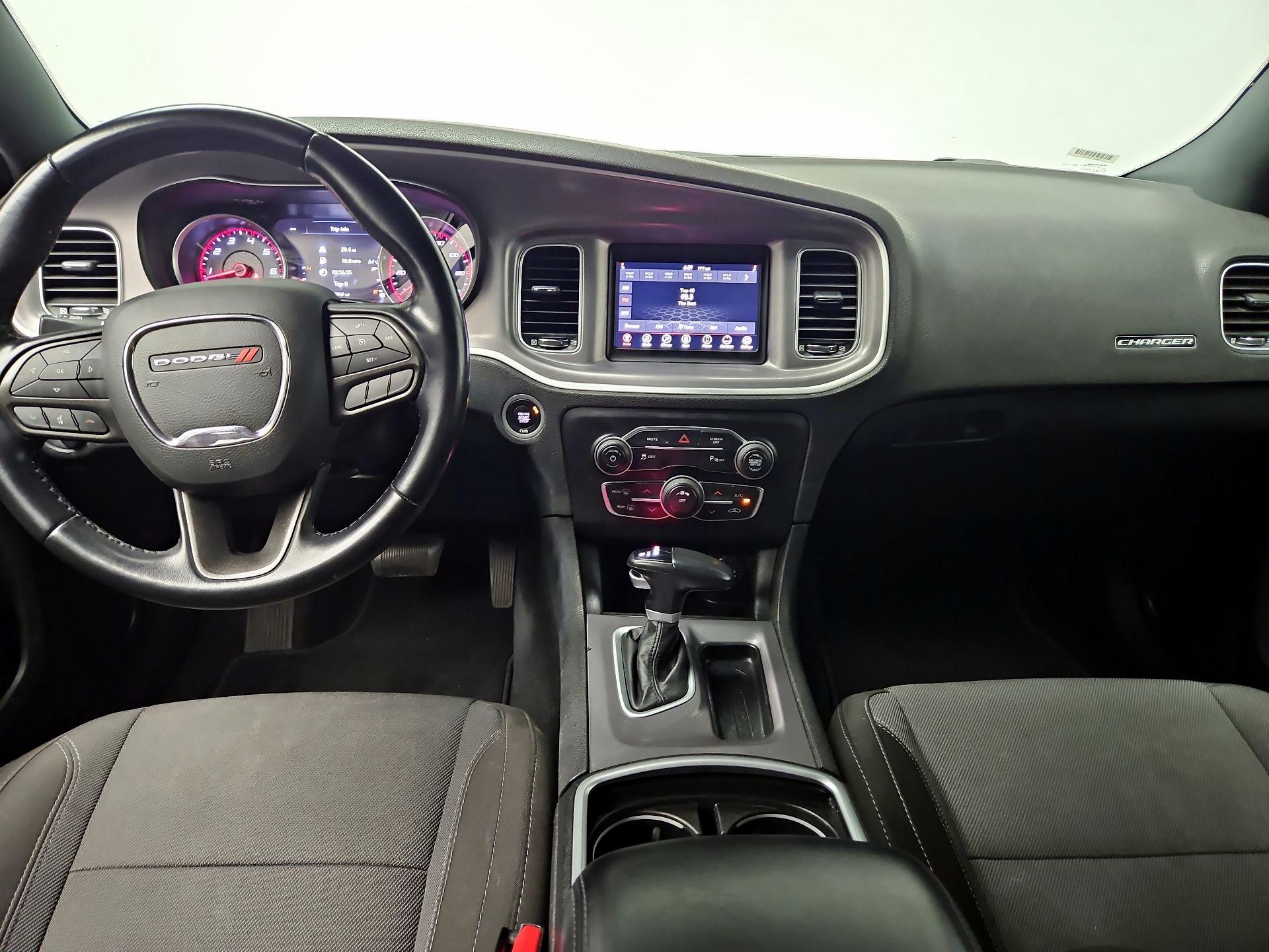 Thumbnail: 2022 Dodge Charger - 9