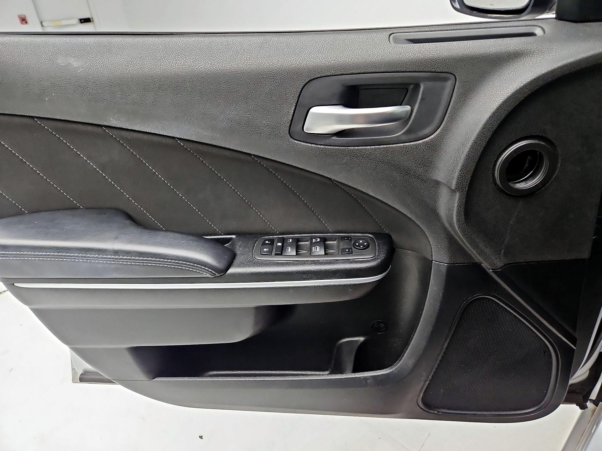 Thumbnail: 2022 Dodge Charger - 12