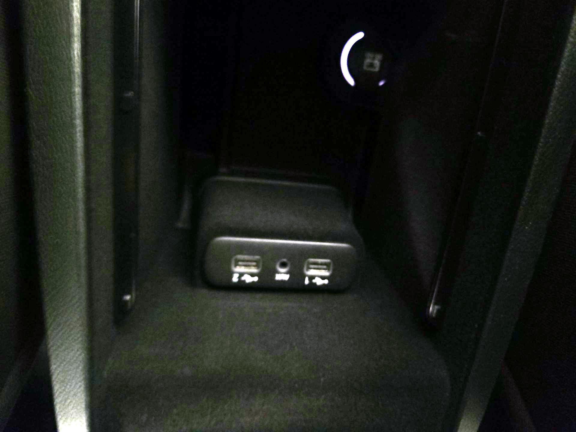 Thumbnail: 2022 Dodge Charger - 18