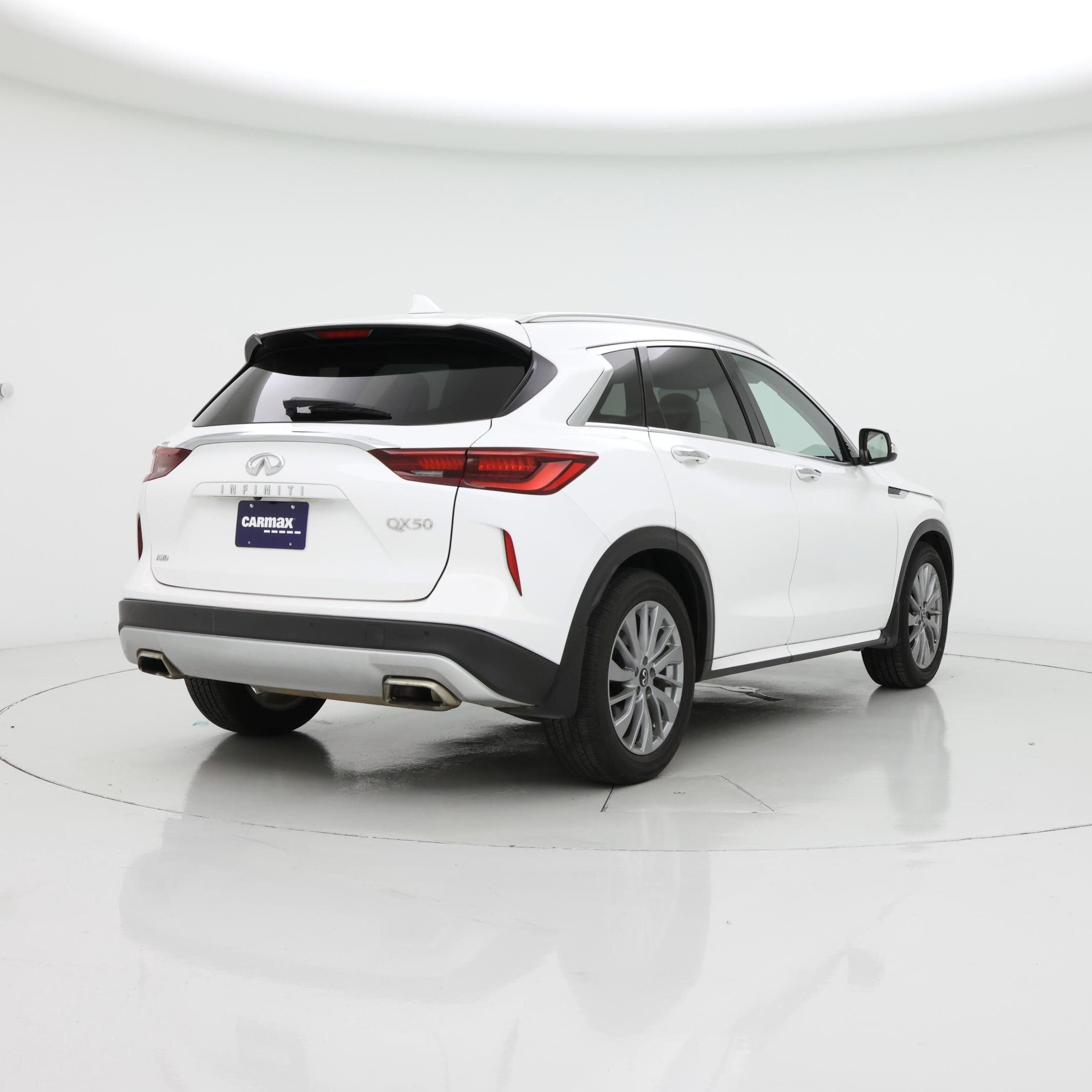 Thumbnail: 2023 INFINITI QX50 - 8