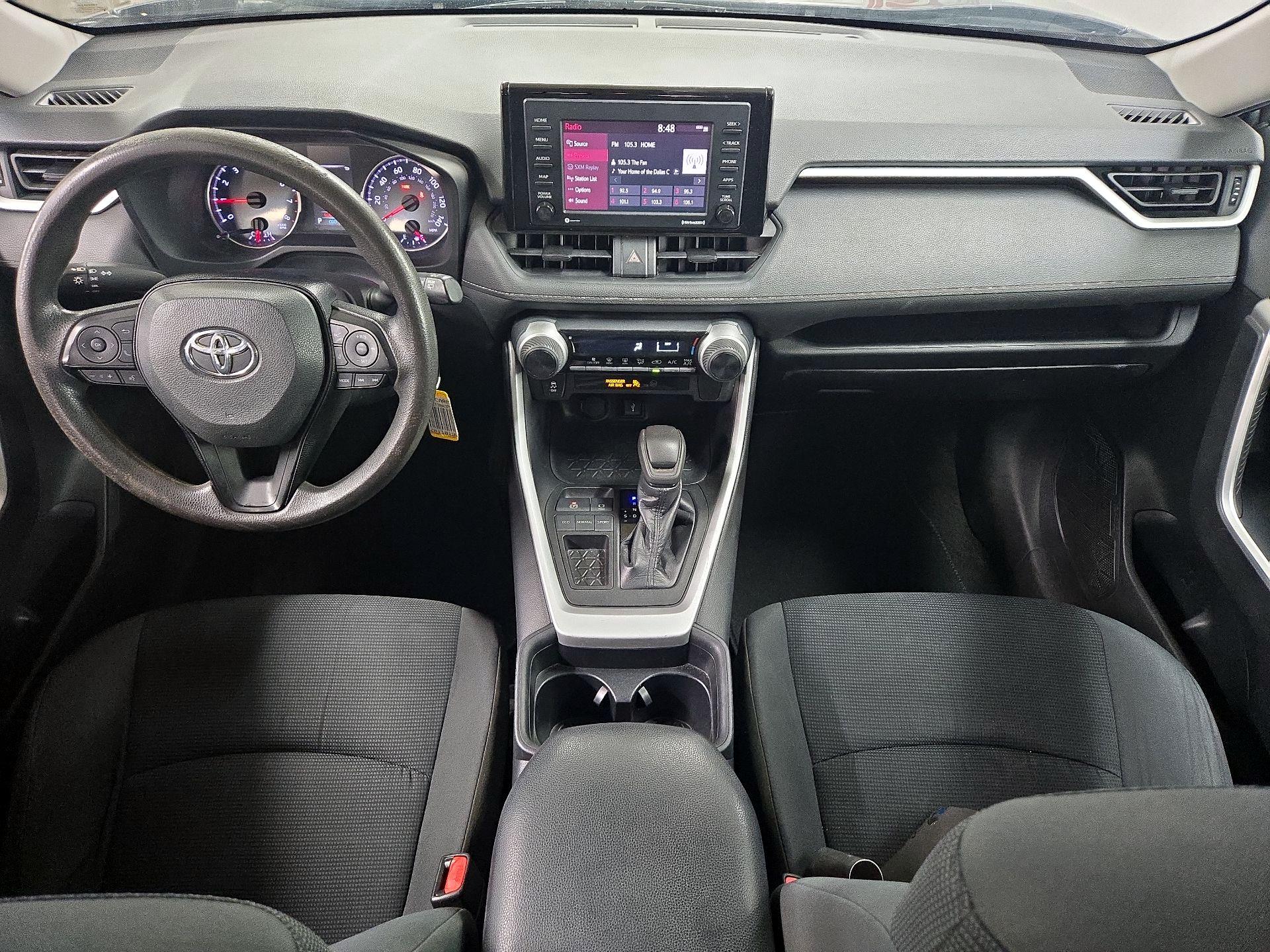 Thumbnail: 2021 Toyota RAV4 - 9