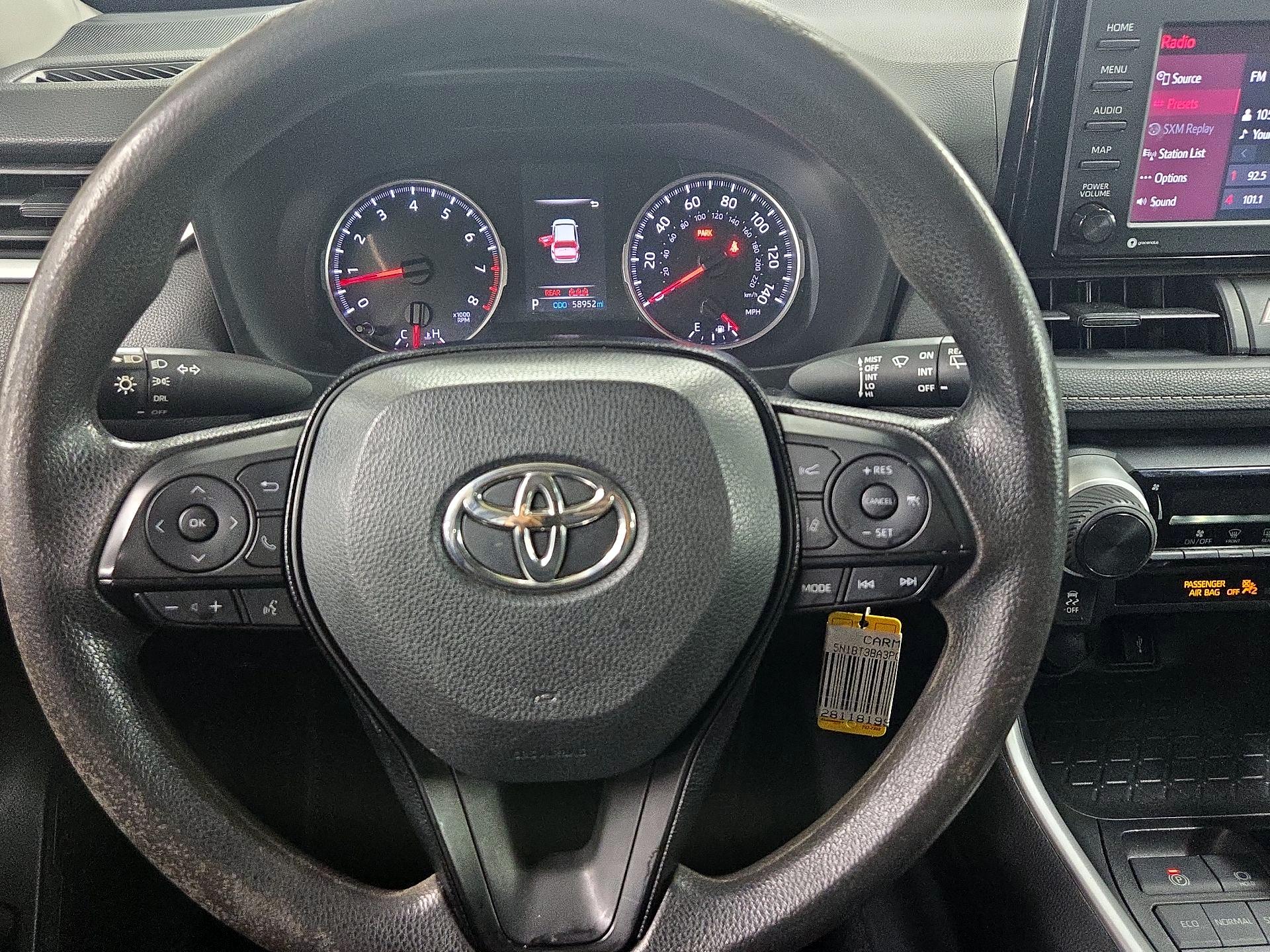 Thumbnail: 2021 Toyota RAV4 - 10