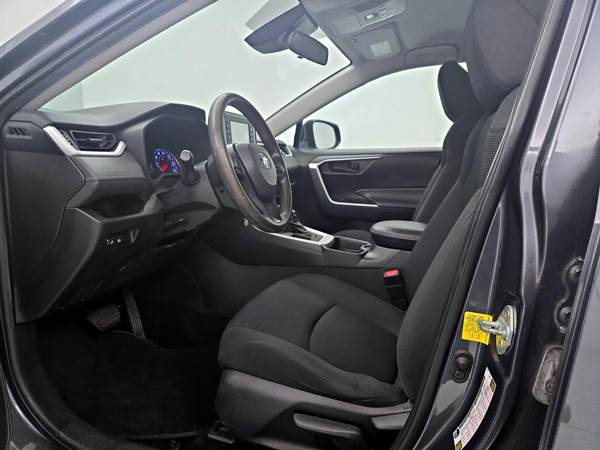 Thumbnail: 2021 Toyota RAV4 - 11