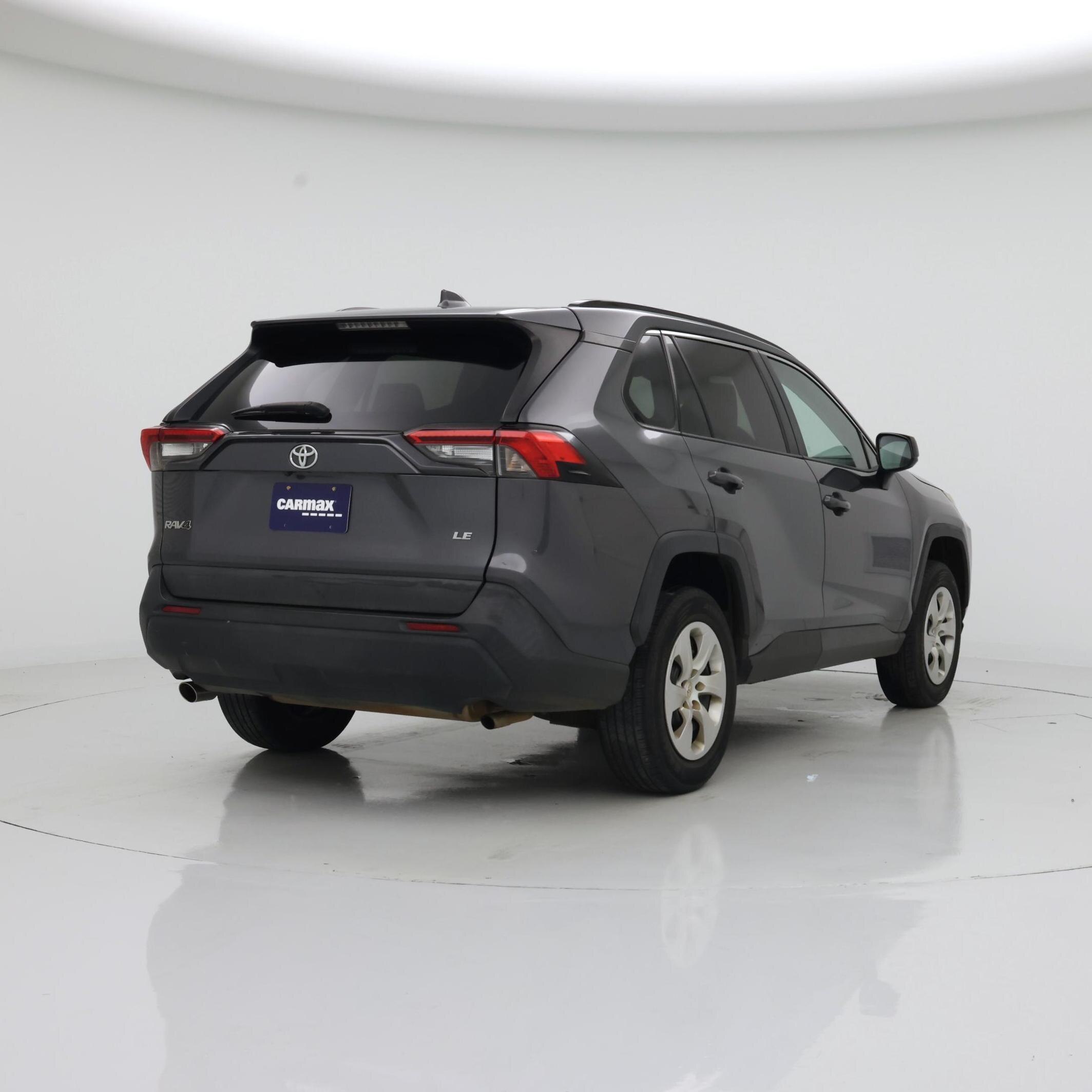 Thumbnail: 2021 Toyota RAV4 - 8