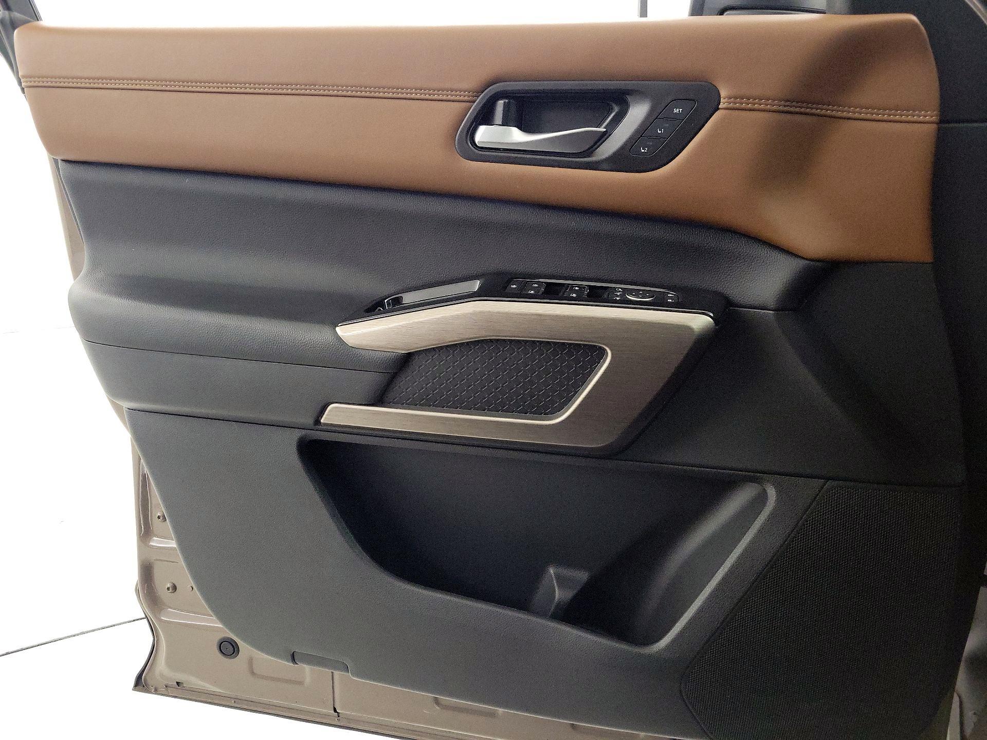 Thumbnail: 2023 Nissan Pathfinder - 12