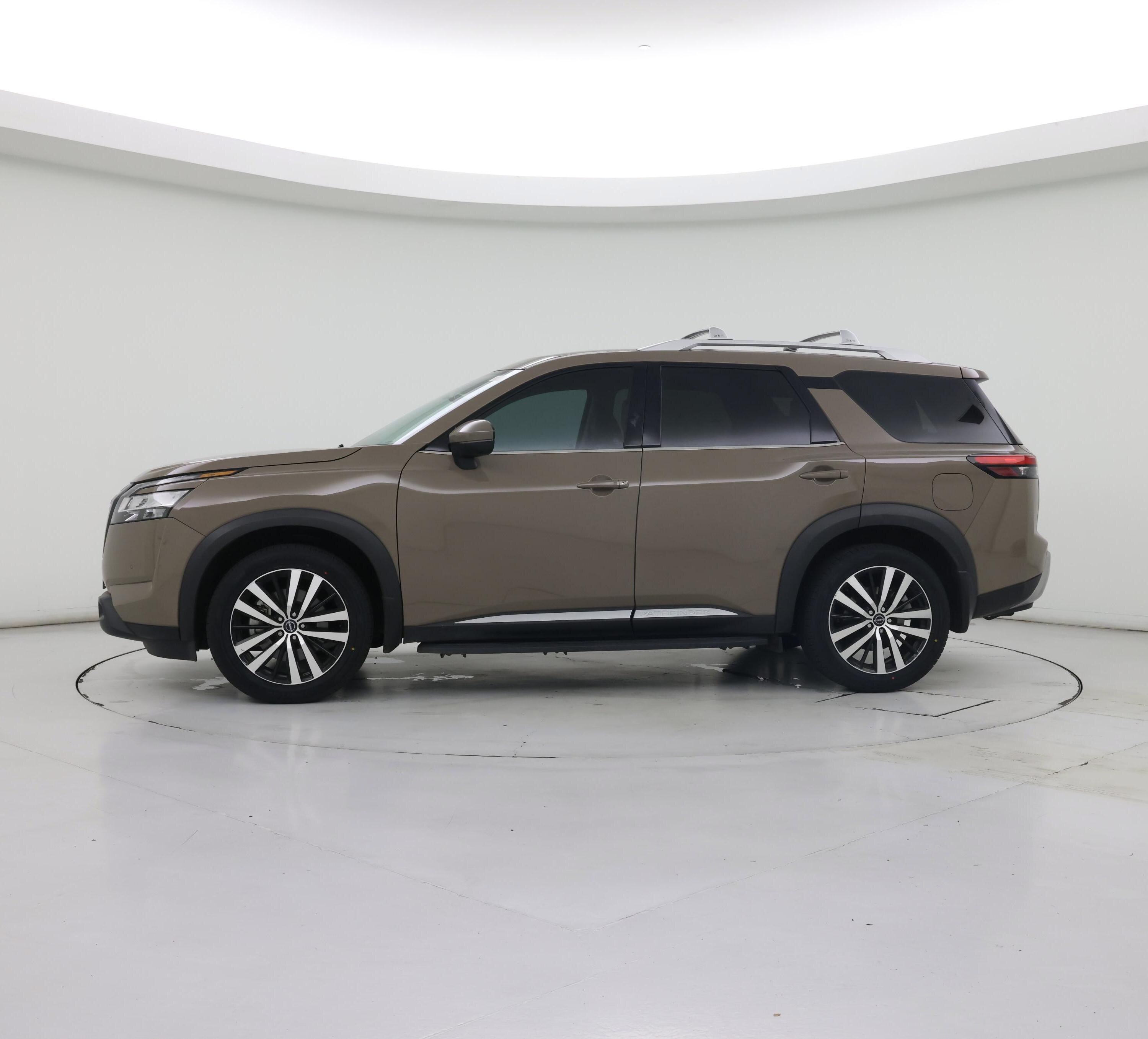 Thumbnail: 2023 Nissan Pathfinder - 3