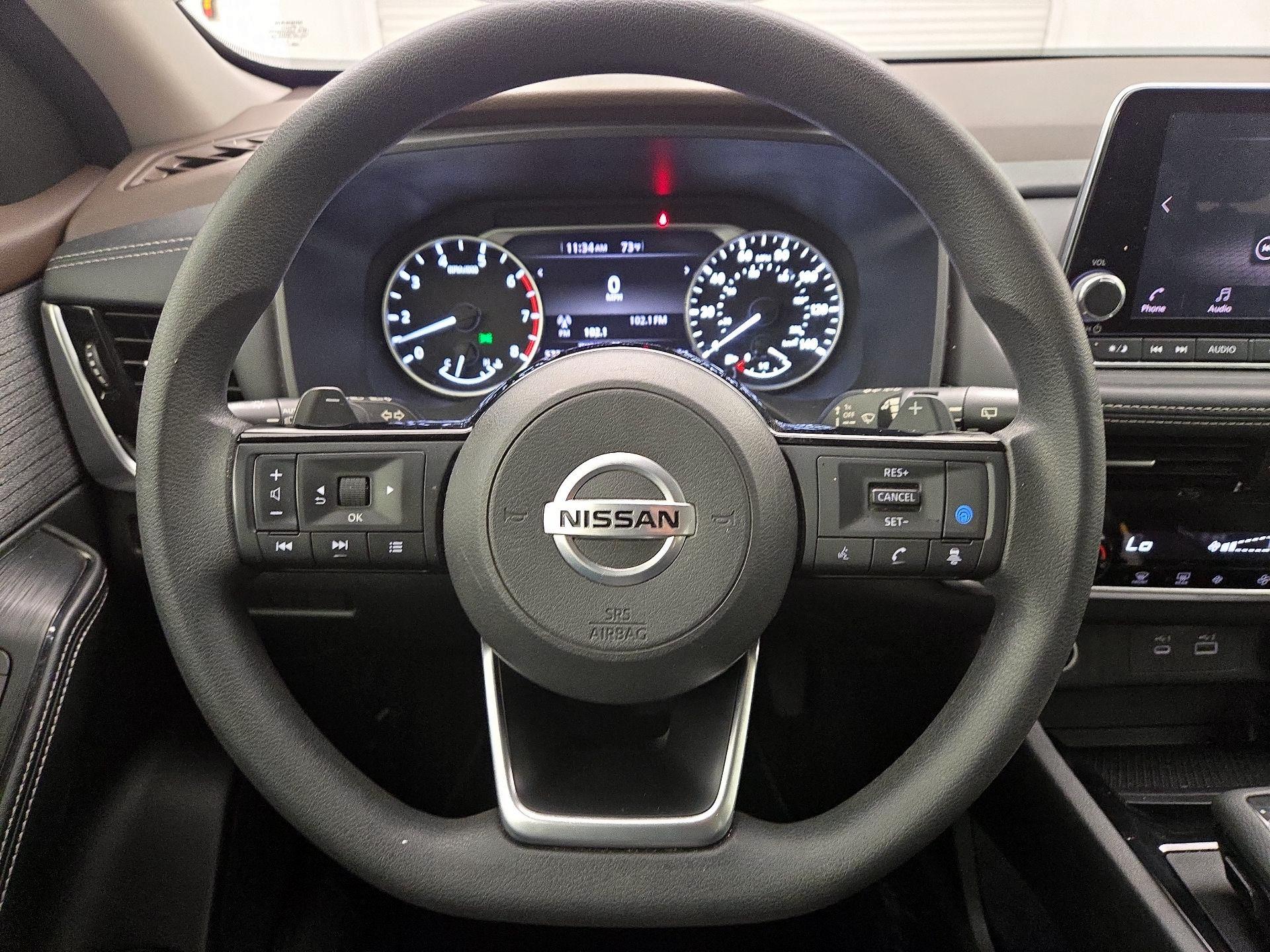 Thumbnail: 2021 Nissan Rogue - 10