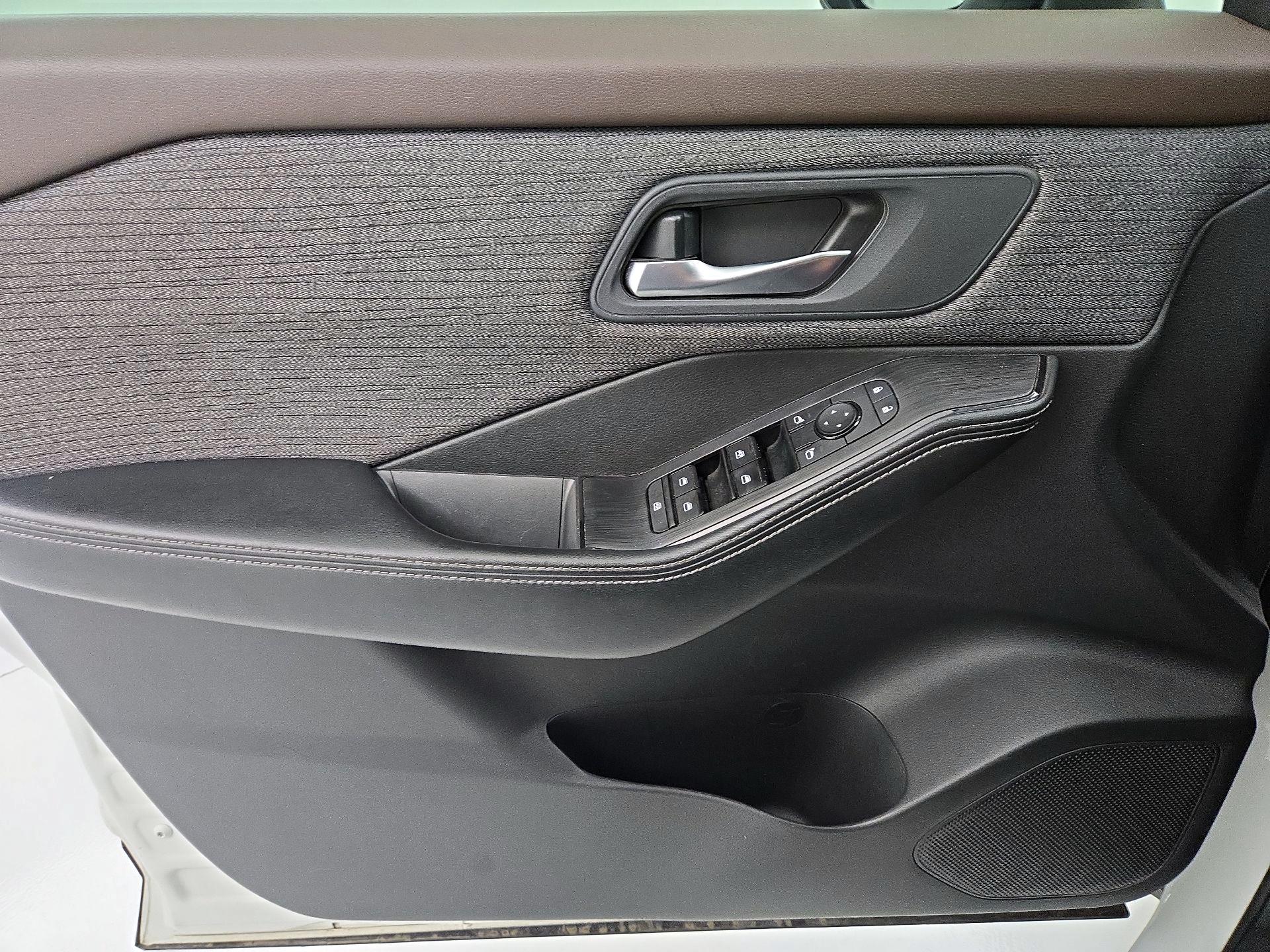 Thumbnail: 2021 Nissan Rogue - 12