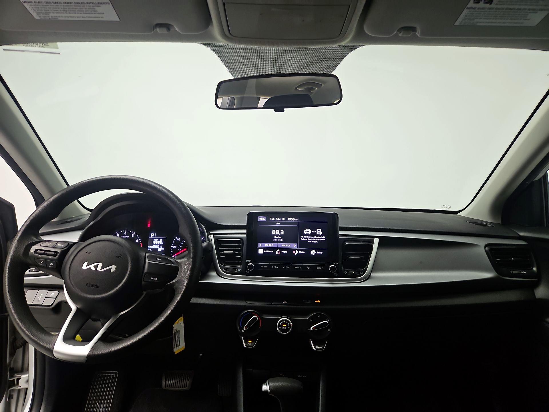 Thumbnail: 2023 Kia Rio - 9