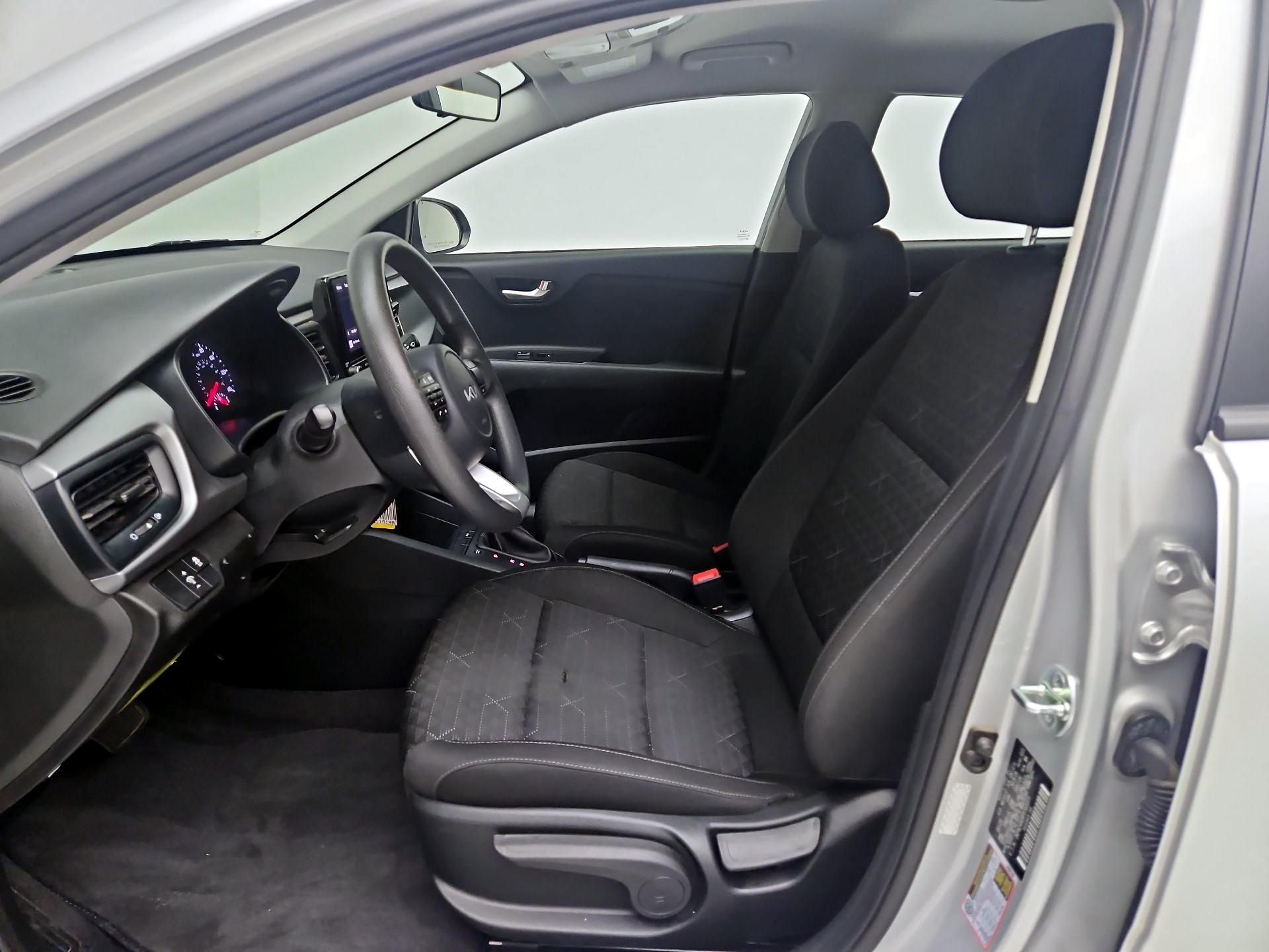 Thumbnail: 2023 Kia Rio - 11