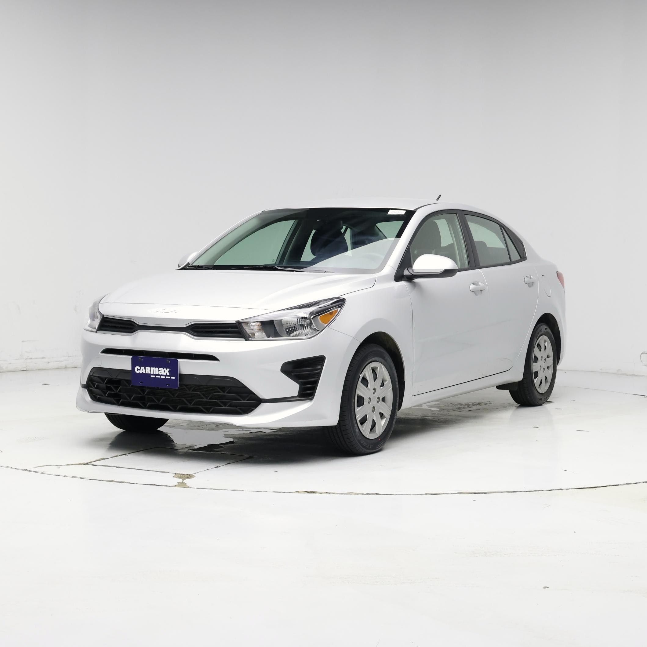 Thumbnail: 2023 Kia Rio - 4