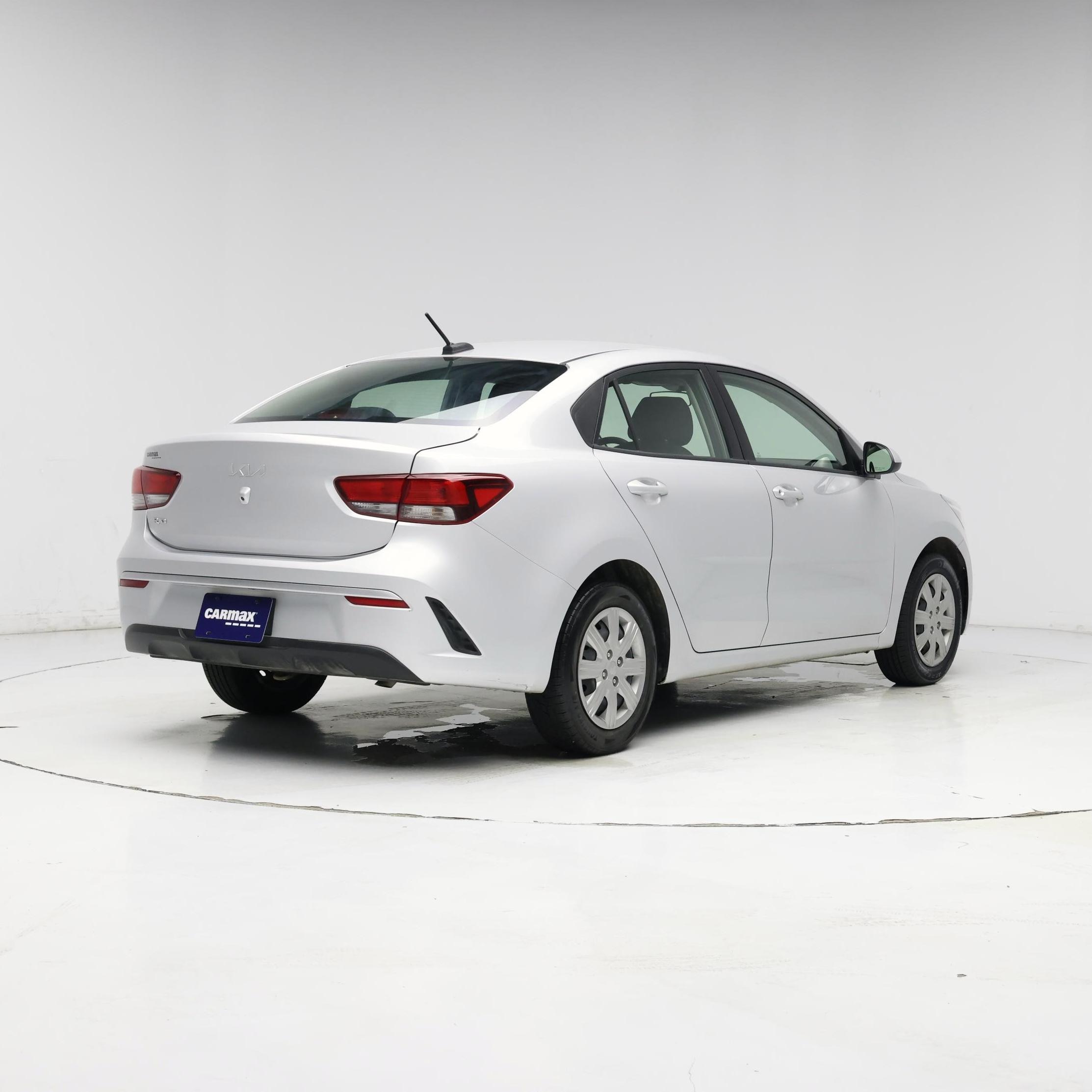 Thumbnail: 2023 Kia Rio - 8