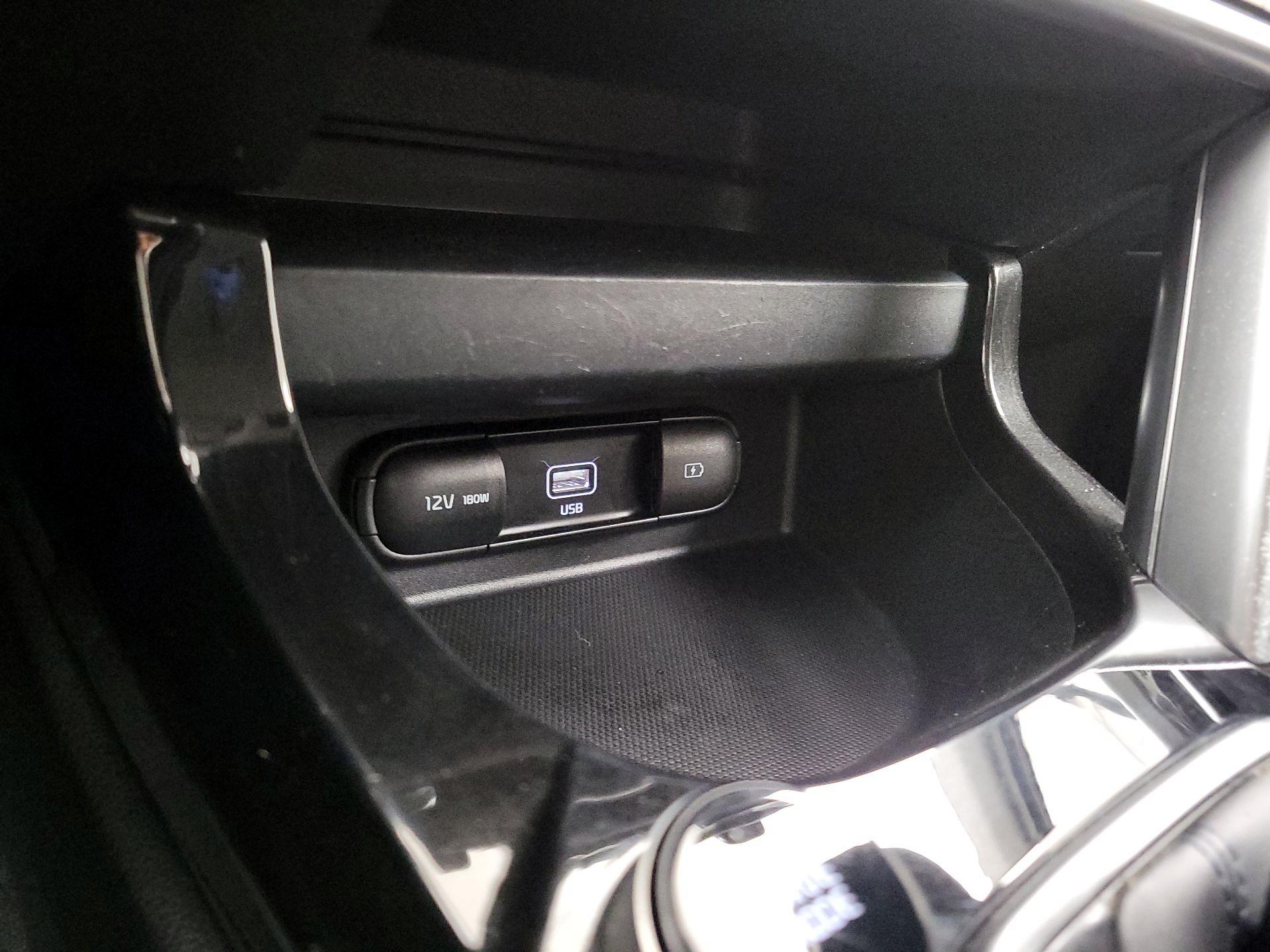 Thumbnail: 2023 Kia Seltos - 18