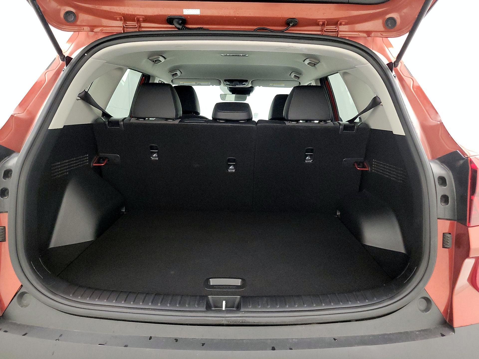 Thumbnail: 2023 Kia Seltos - 20