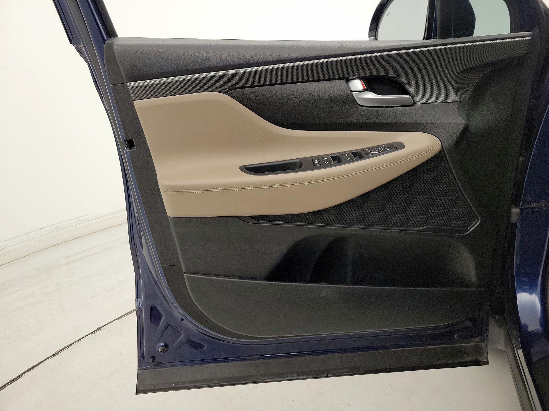 Thumbnail: 2023 Hyundai Santa Fe - 12