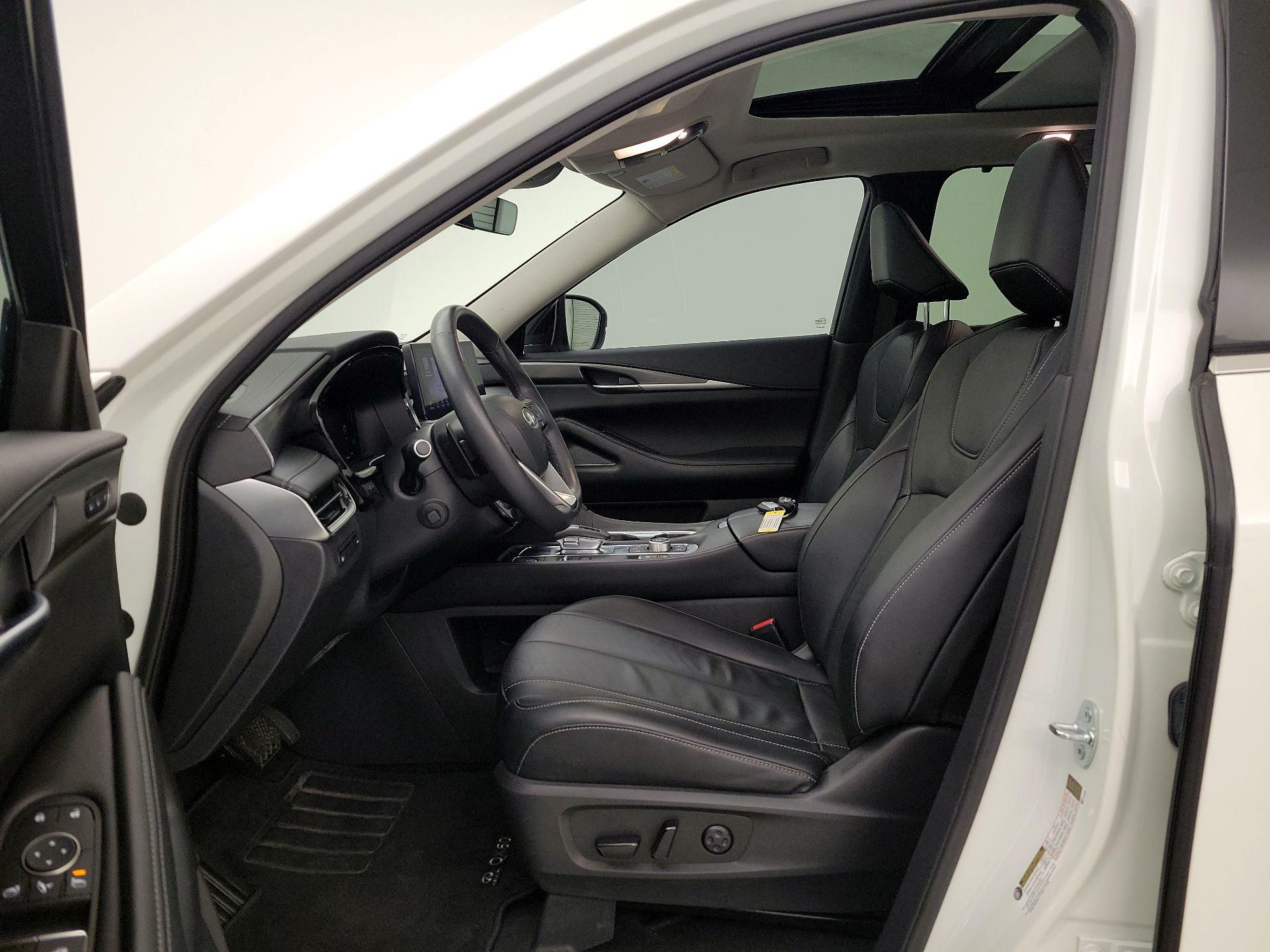 Thumbnail: 2023 INFINITI QX60 - 11