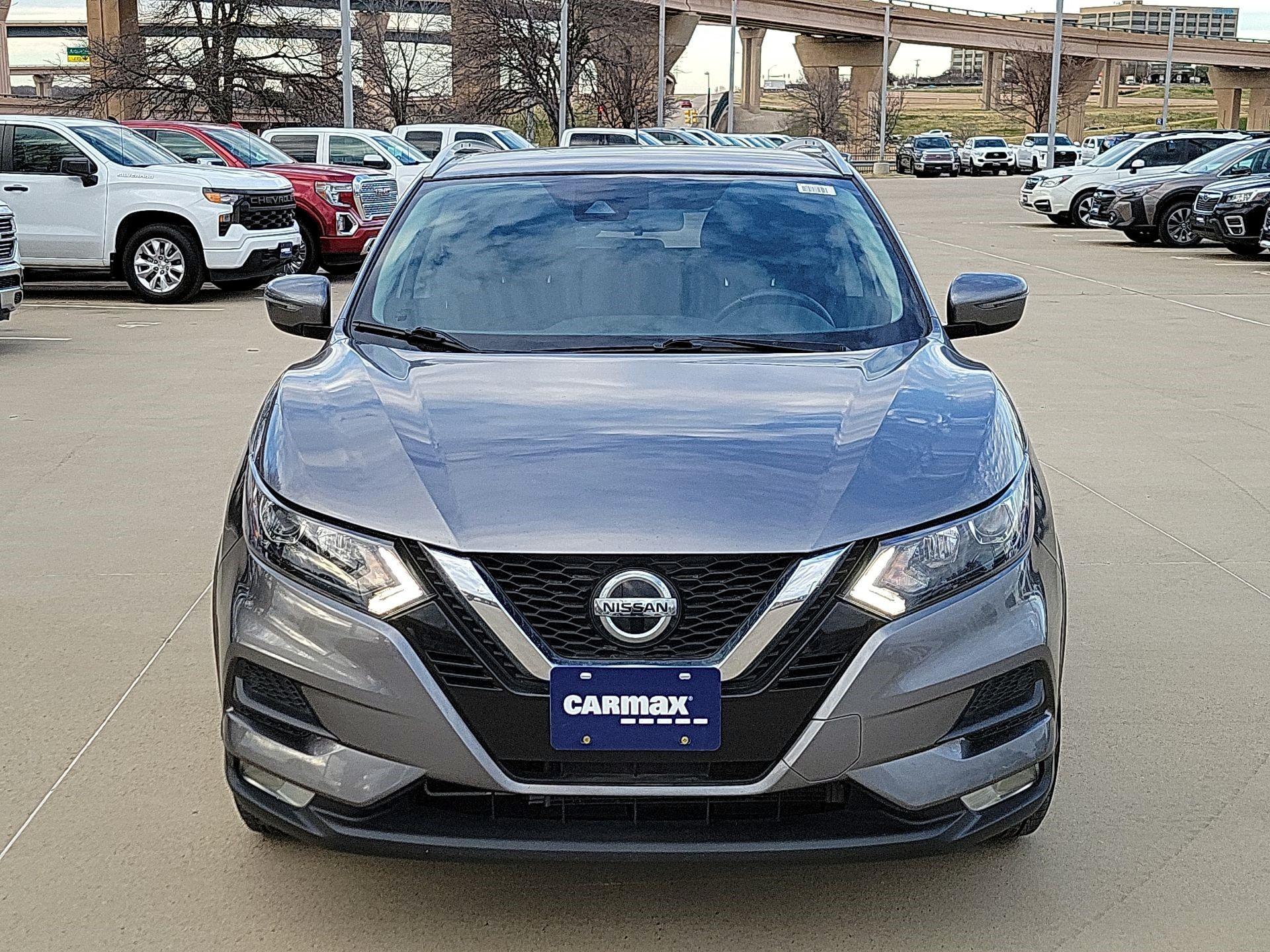 Thumbnail: 2022 Nissan Rogue Sport - 2