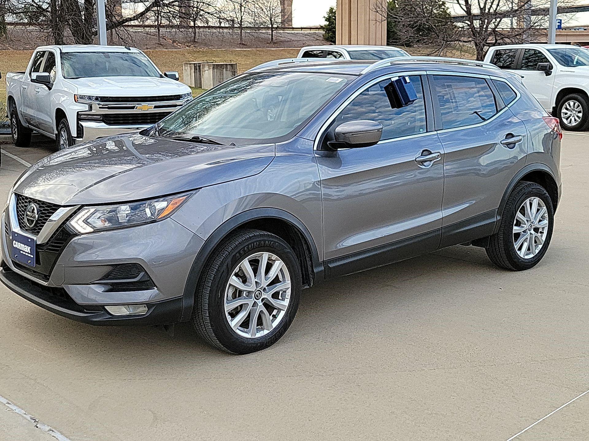 Thumbnail: 2022 Nissan Rogue Sport - 3