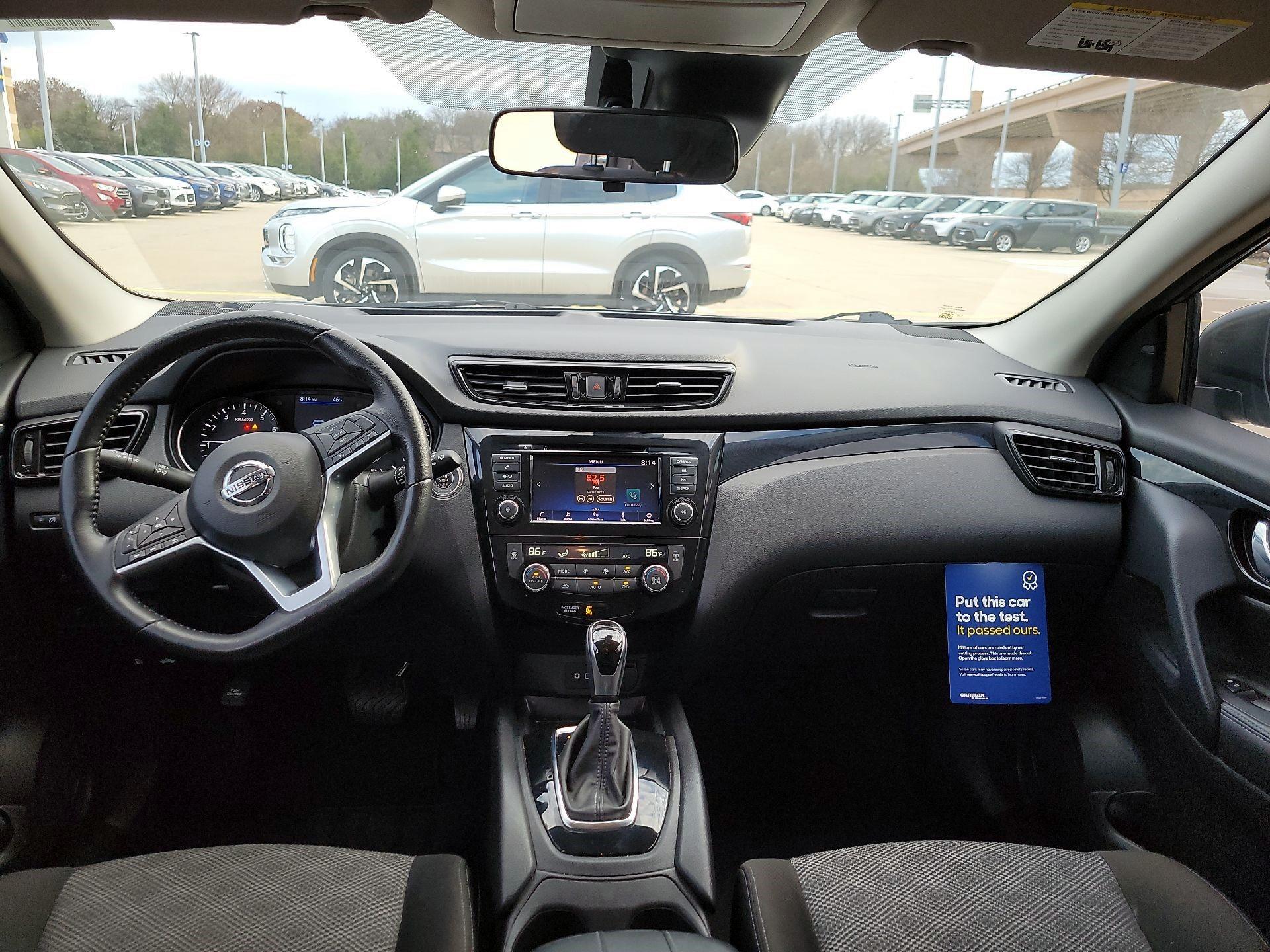 Thumbnail: 2022 Nissan Rogue Sport - 8