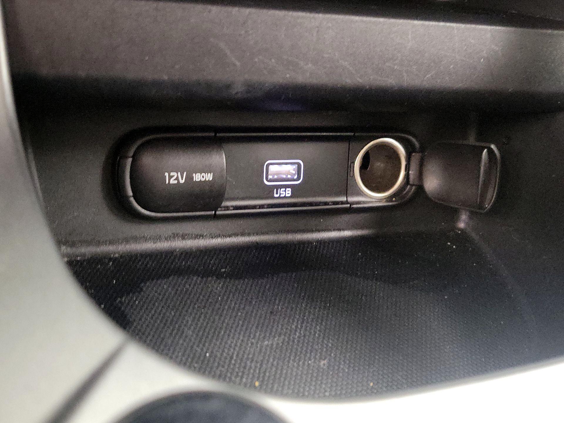 Thumbnail: 2021 Kia Seltos - 18