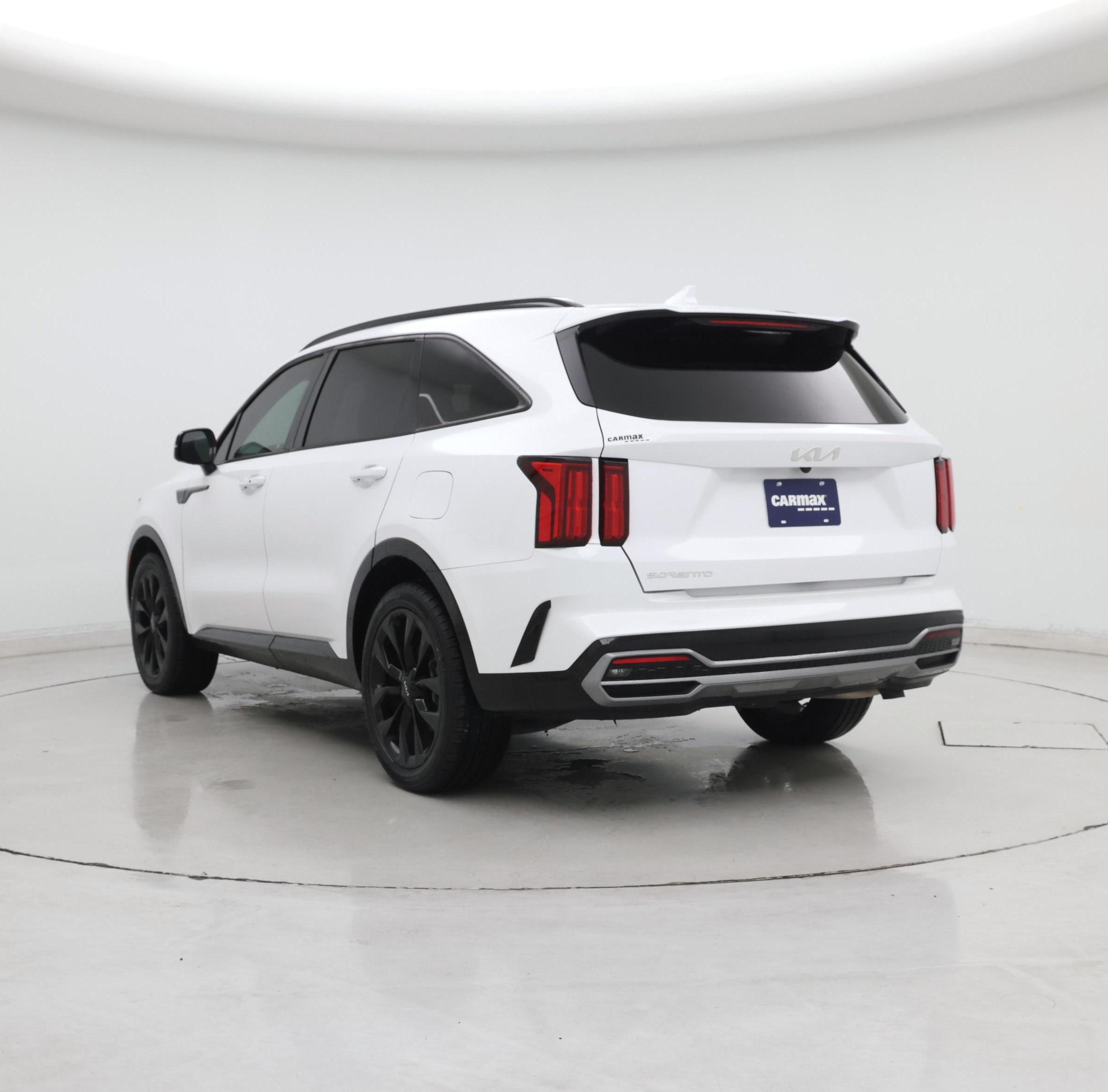 Thumbnail: 2023 Kia Sorento - 2