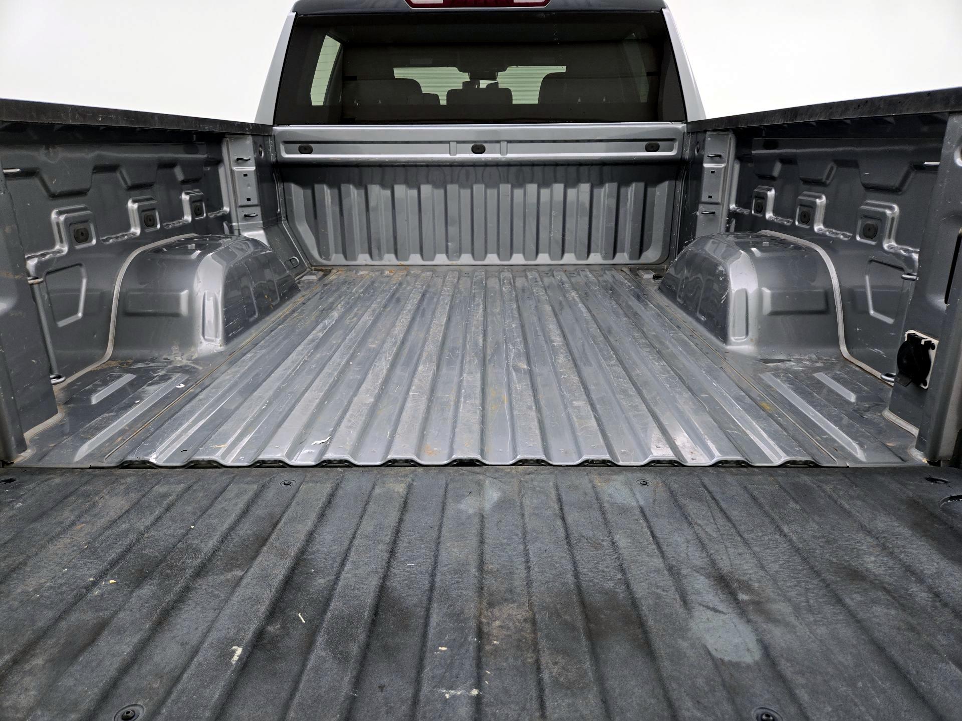 Thumbnail: 2023 Chevrolet Silverado 1500 - 20