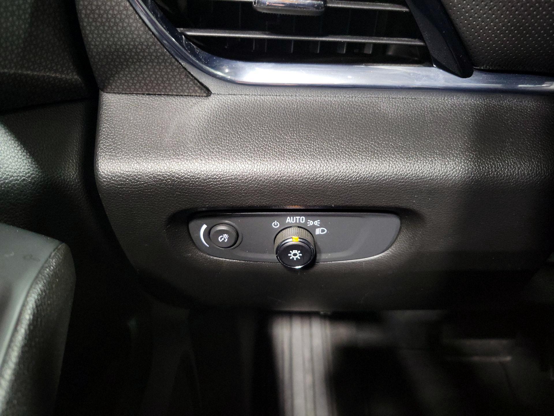 Thumbnail: 2023 Chevrolet Traverse - 13