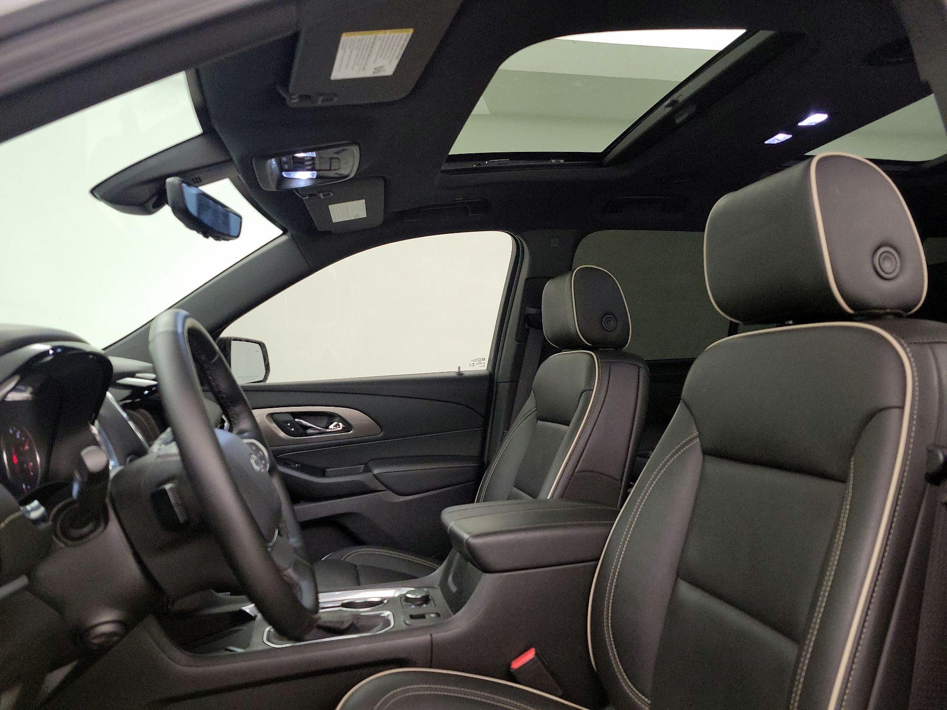 Thumbnail: 2023 Chevrolet Traverse - 19