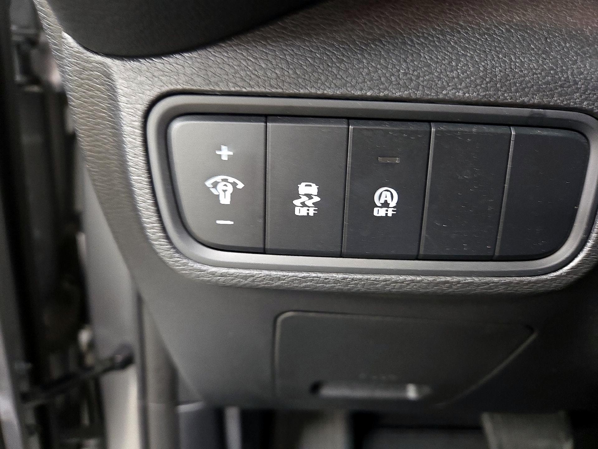 Thumbnail: 2023 Kia Soul - 13