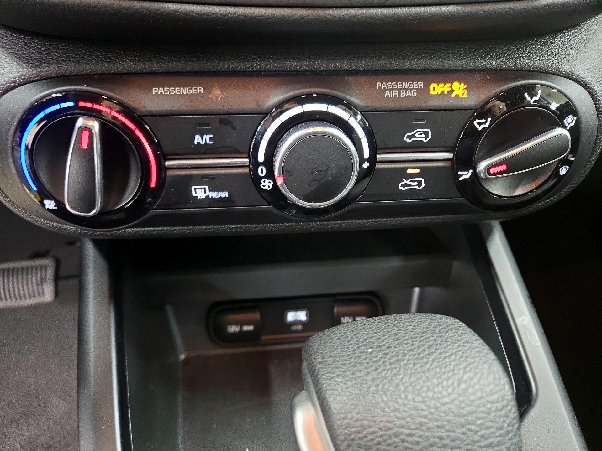 Thumbnail: 2023 Kia Soul - 15