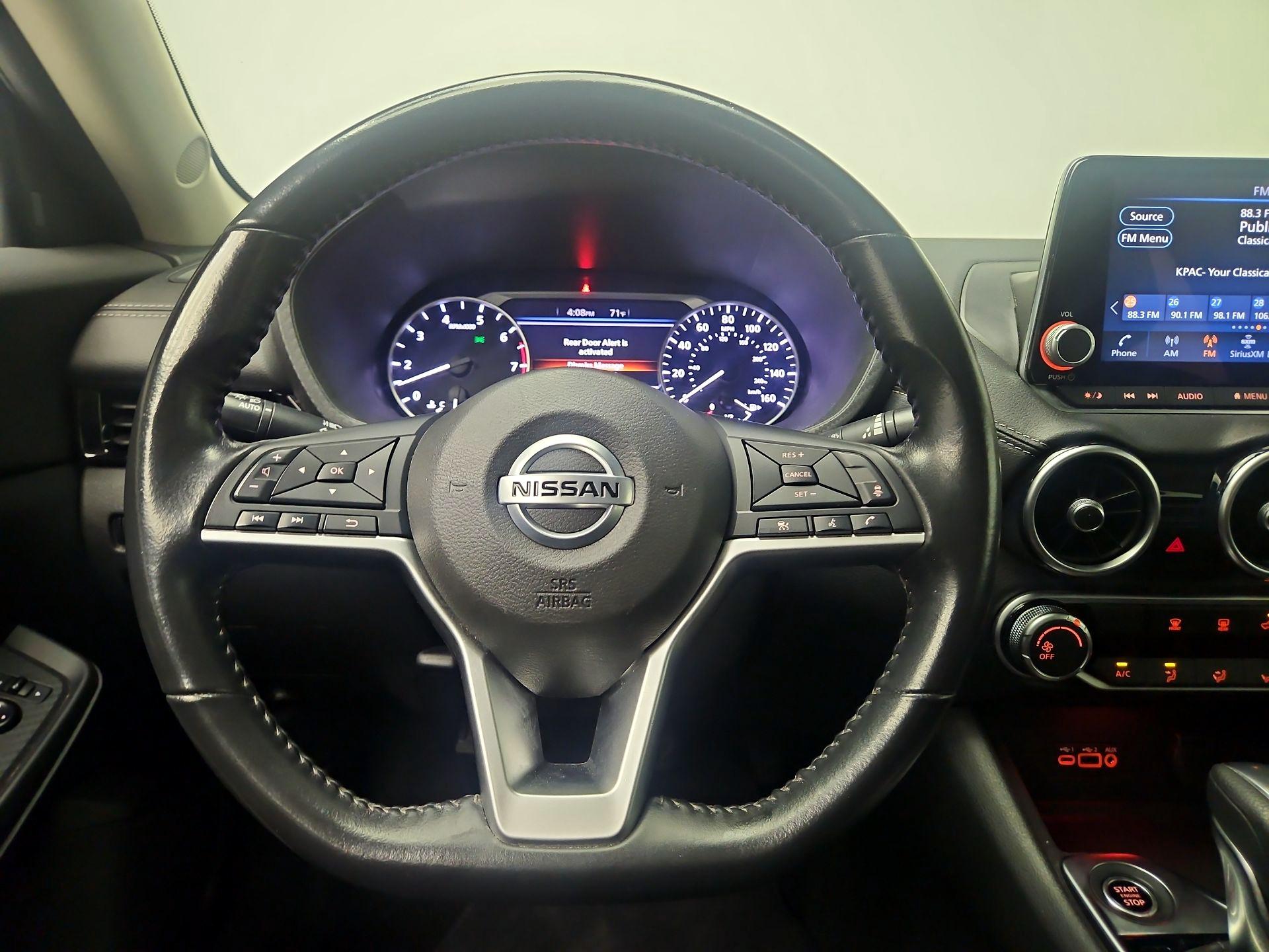 Thumbnail: 2022 Nissan Sentra - 10