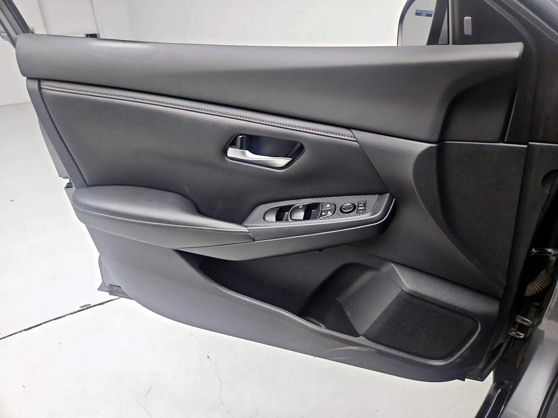 Thumbnail: 2022 Nissan Sentra - 12