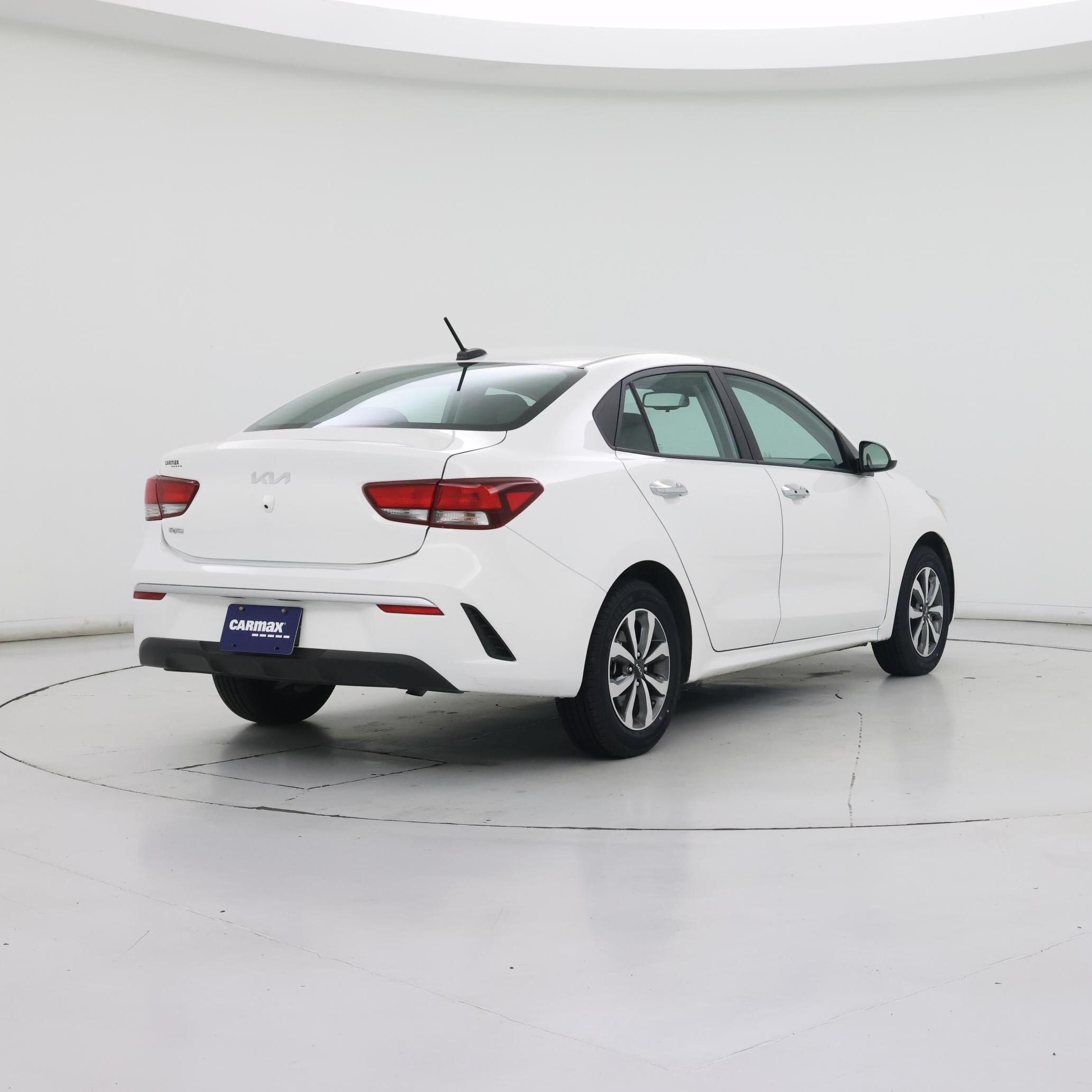 Thumbnail: 2023 Kia Rio - 8