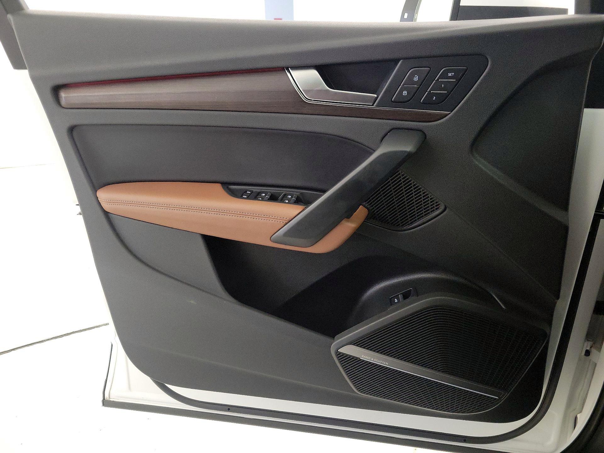 Thumbnail: 2021 Audi Q5 - 12