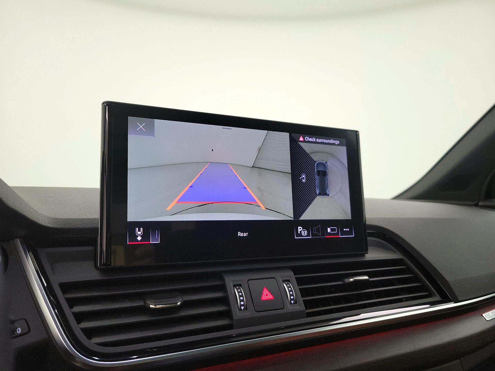 Thumbnail: 2021 Audi Q5 - 14