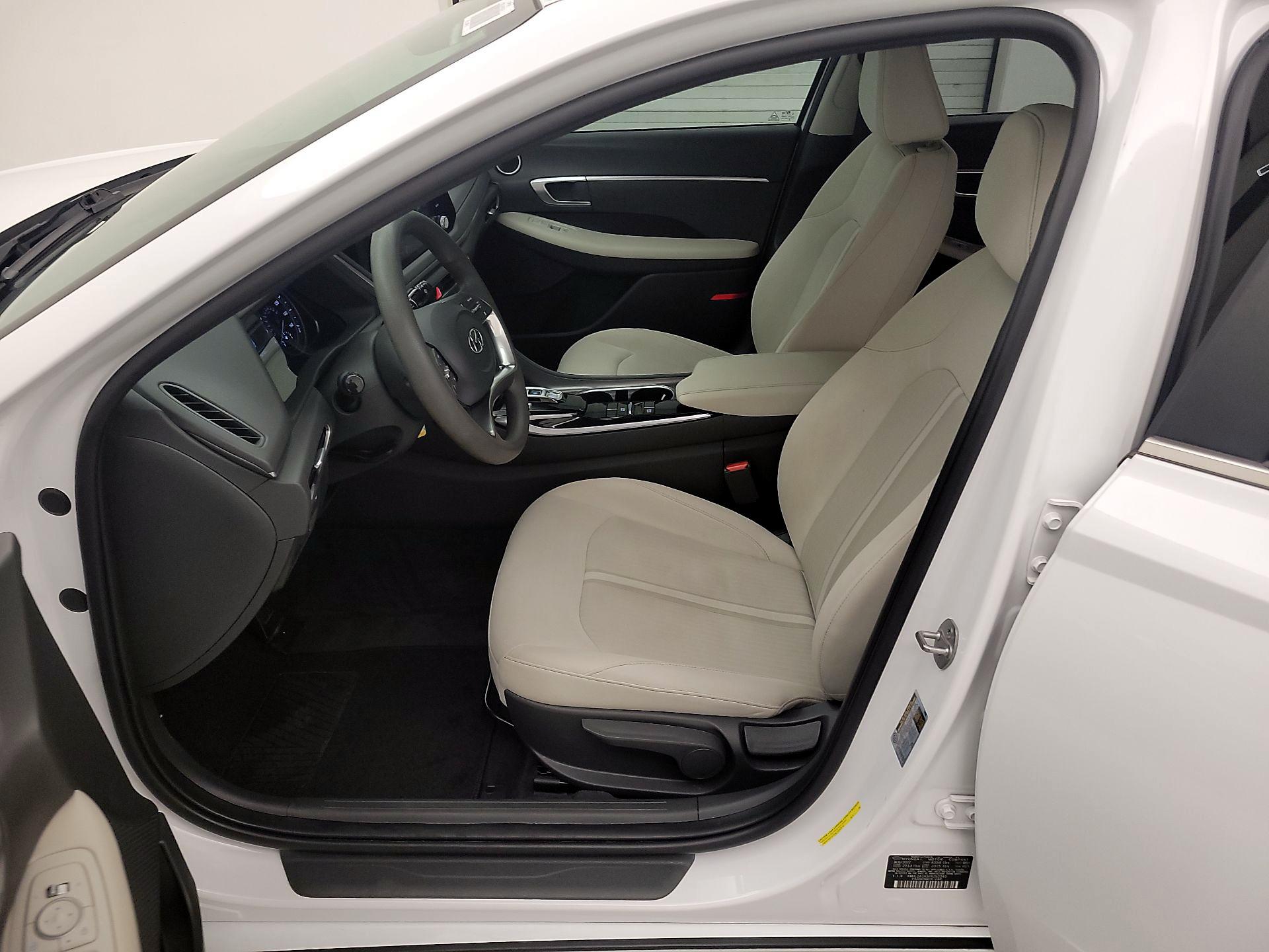 Thumbnail: 2023 Hyundai Sonata - 11