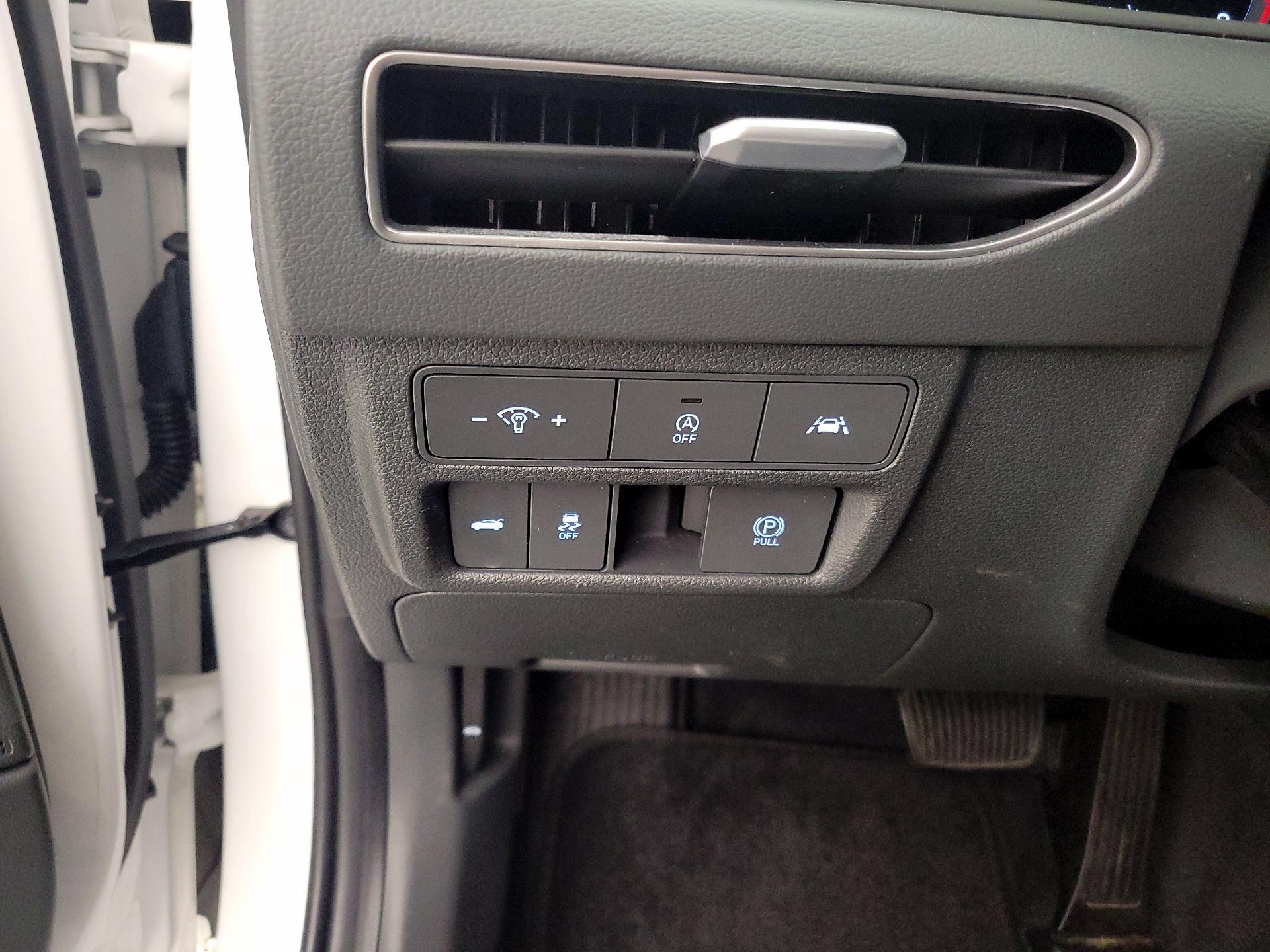 Thumbnail: 2023 Hyundai Sonata - 13