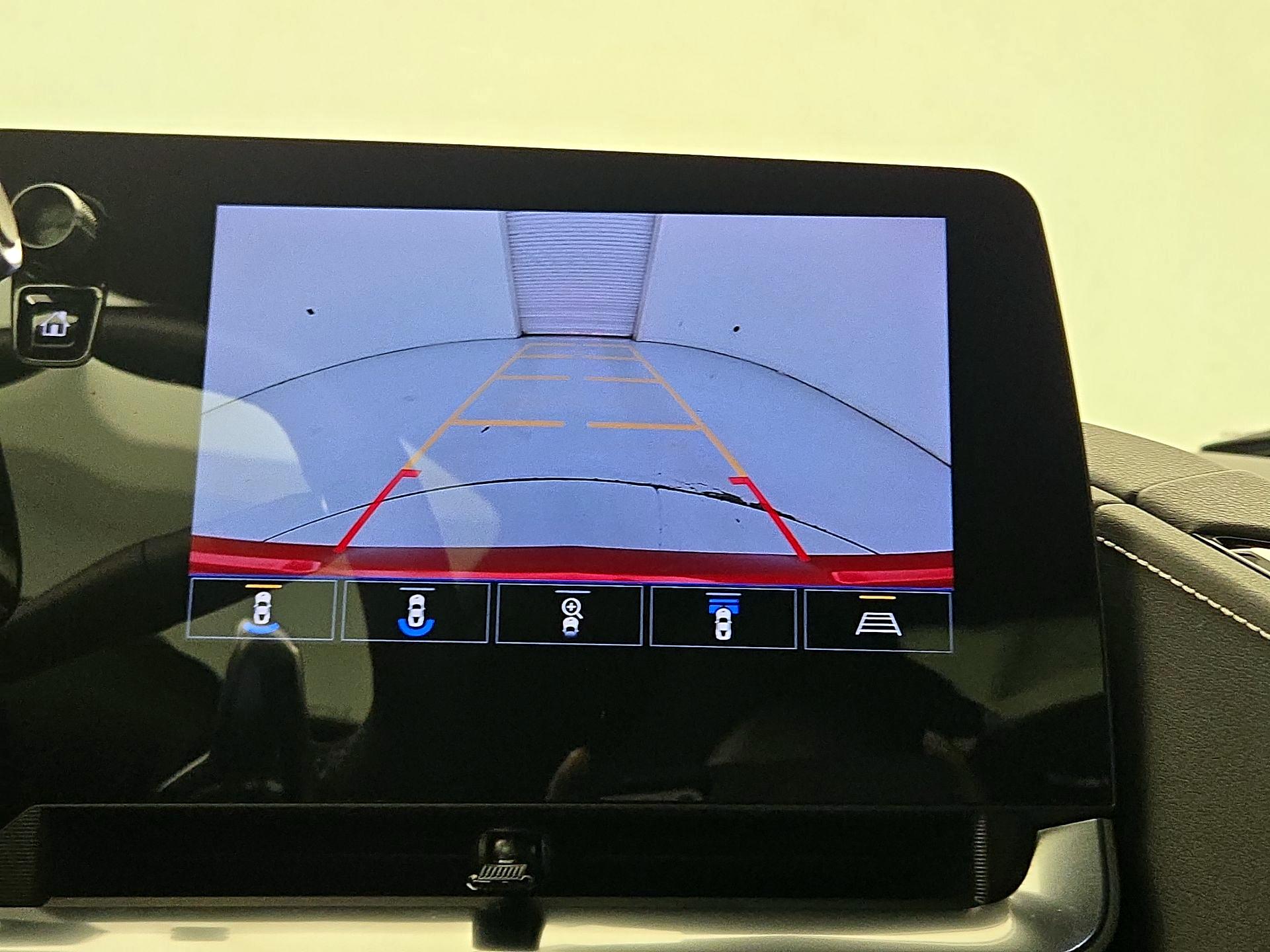 Thumbnail: 2021 Chevrolet Corvette - 15