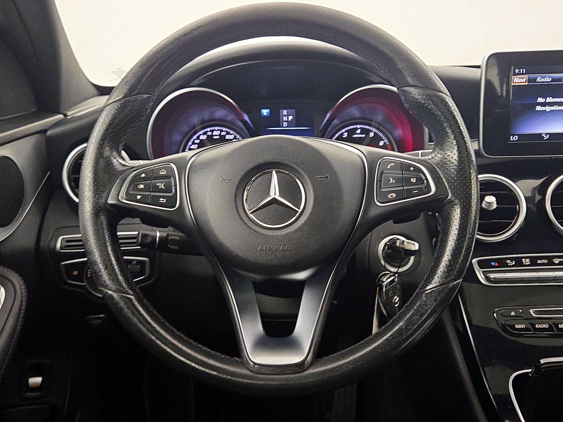 Thumbnail: 2018 Mercedes-Benz C-Class - 10