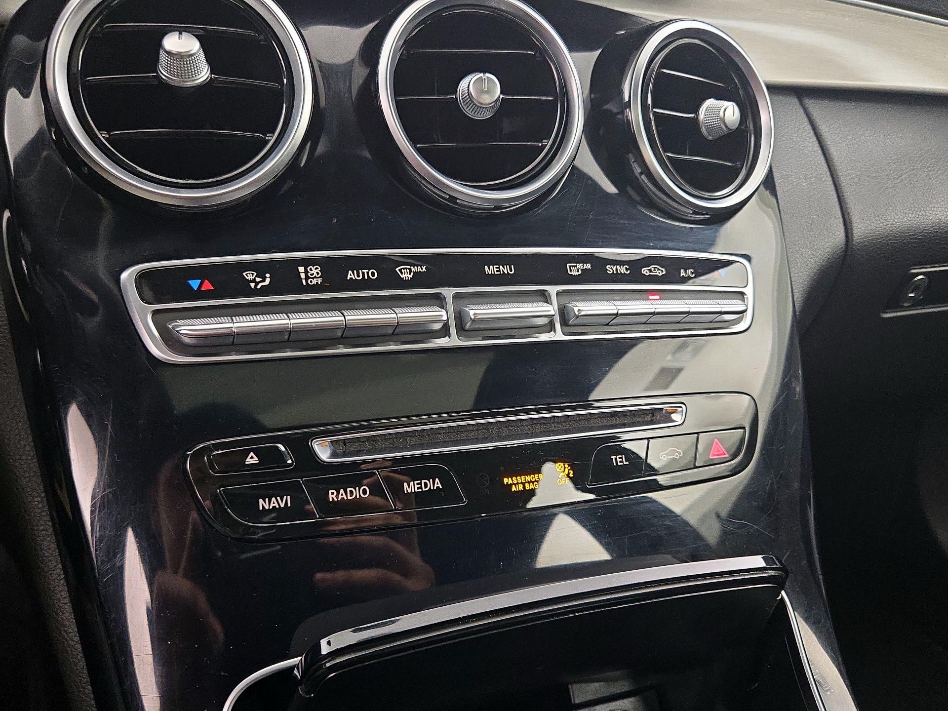 Thumbnail: 2018 Mercedes-Benz C-Class - 16