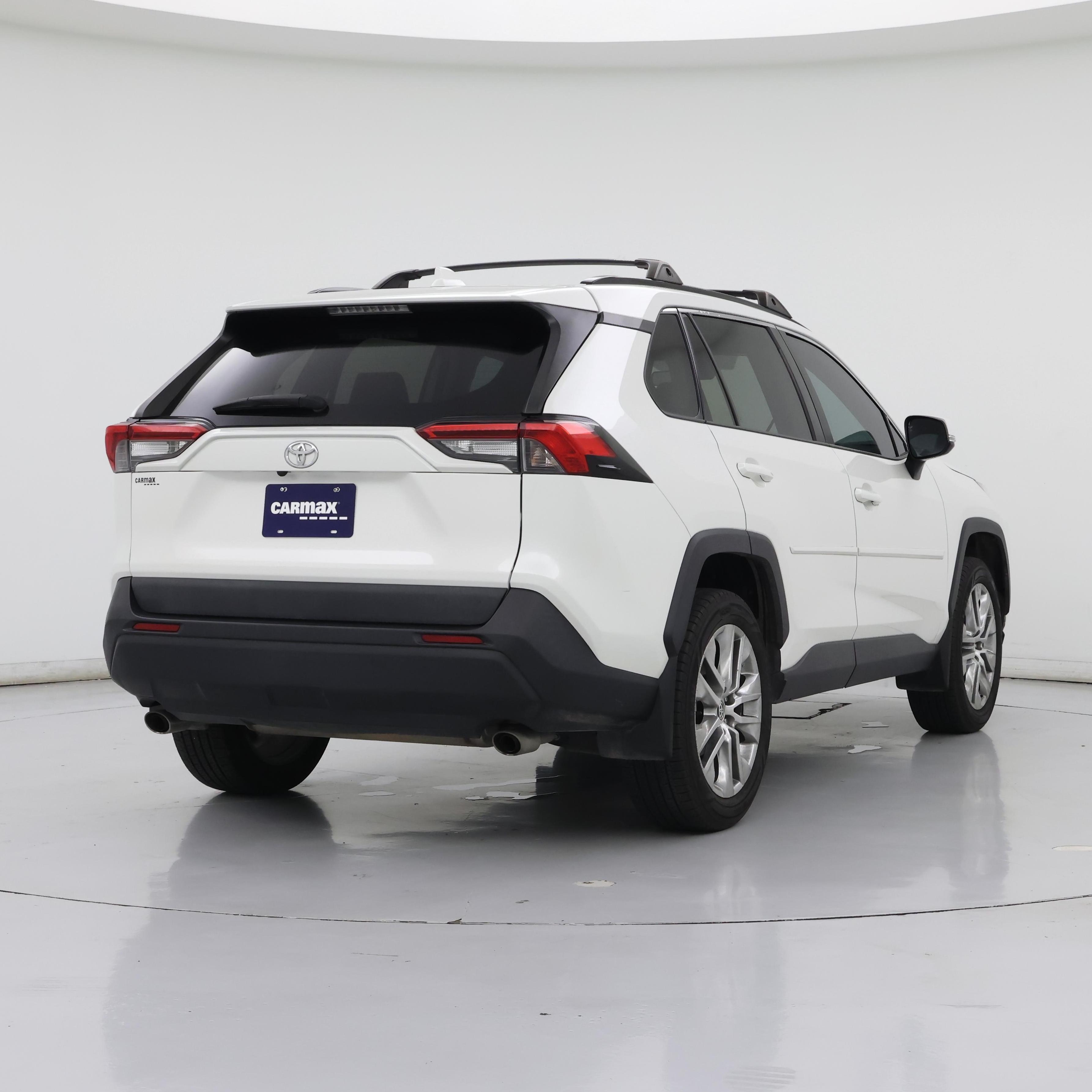 Thumbnail: 2021 Toyota RAV4 - 8