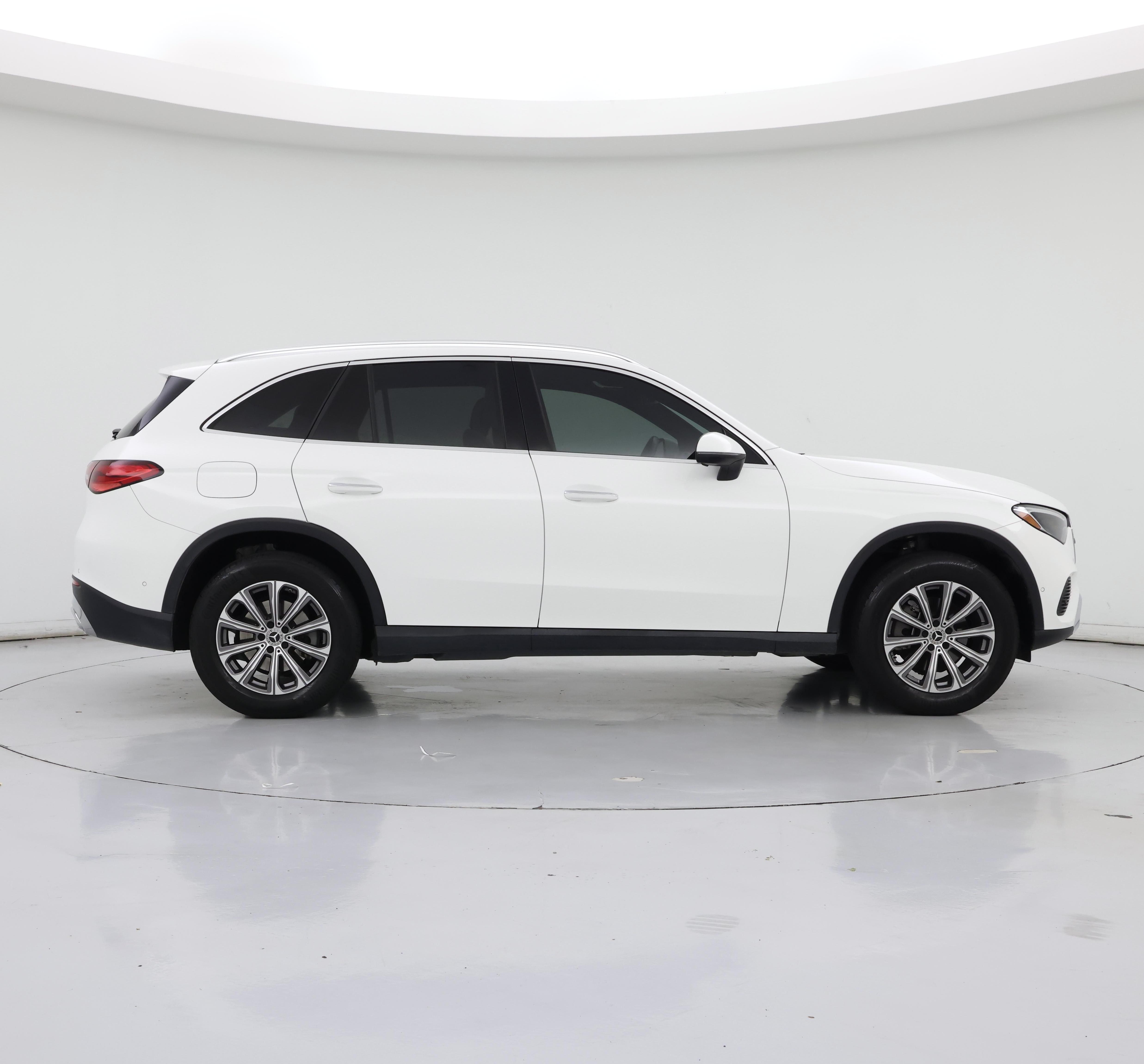 Thumbnail: 2023 Mercedes-Benz GLC - 7