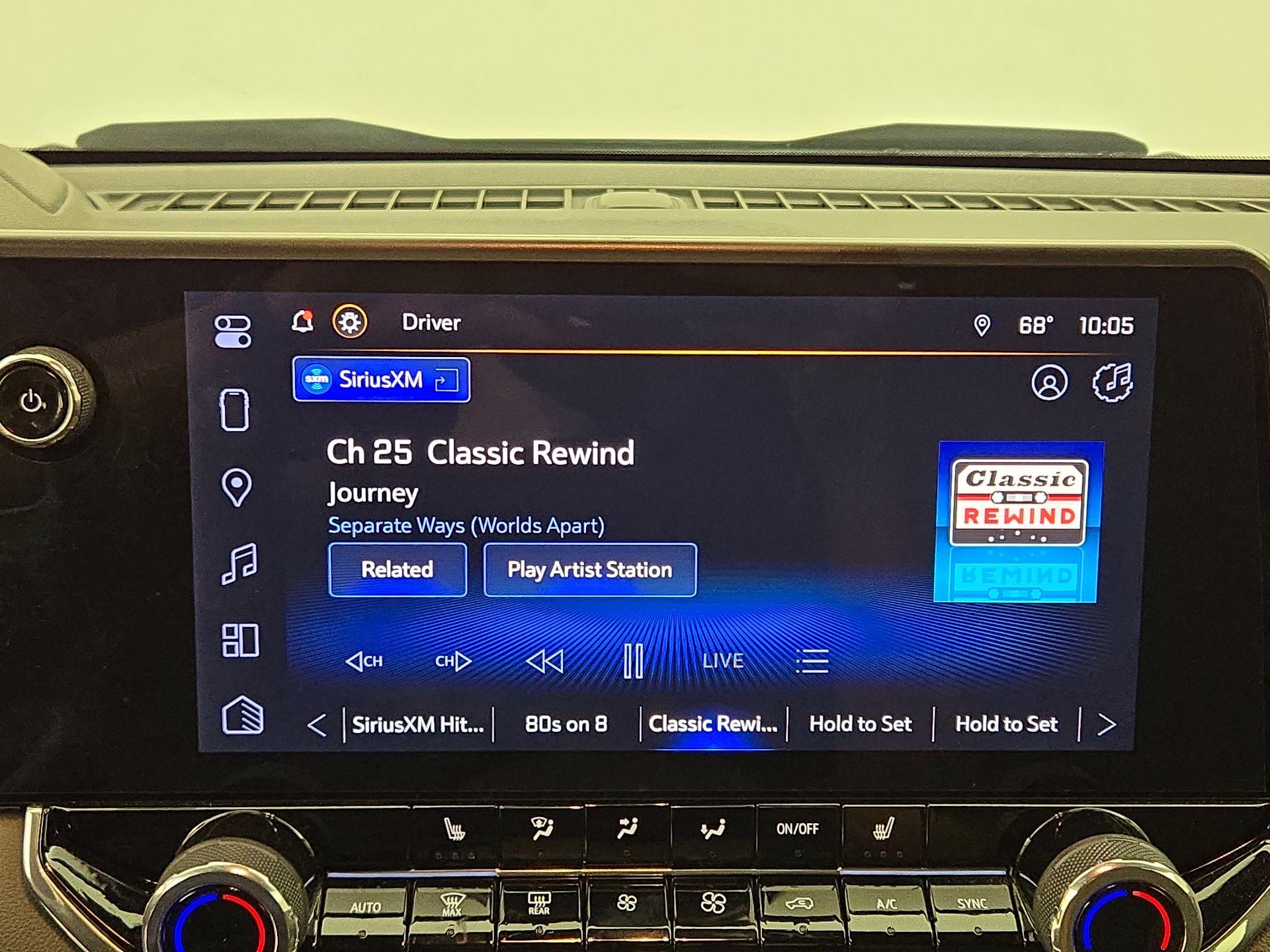 Thumbnail: 2024 Chevrolet Colorado - 15