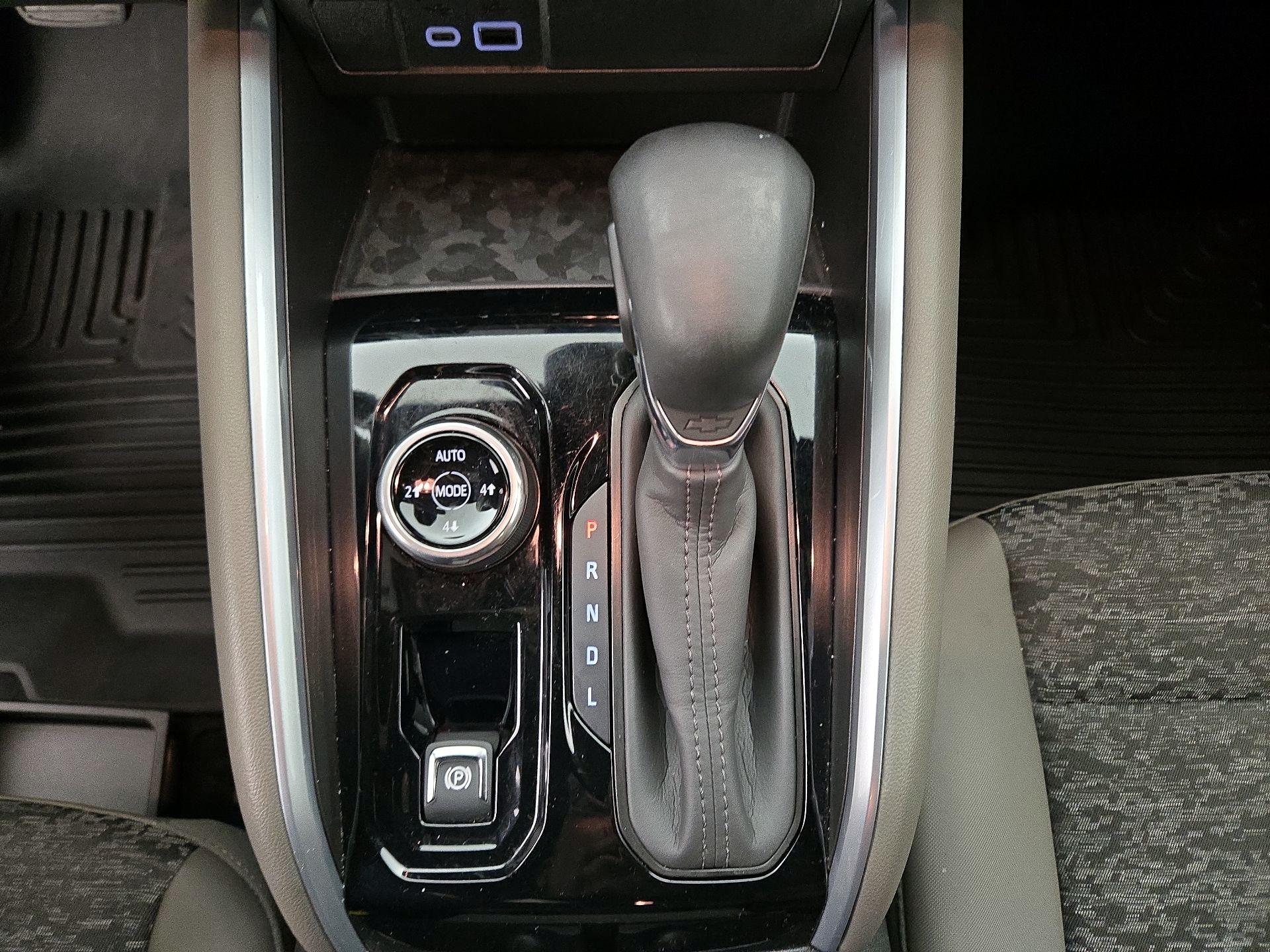 Thumbnail: 2024 Chevrolet Colorado - 17