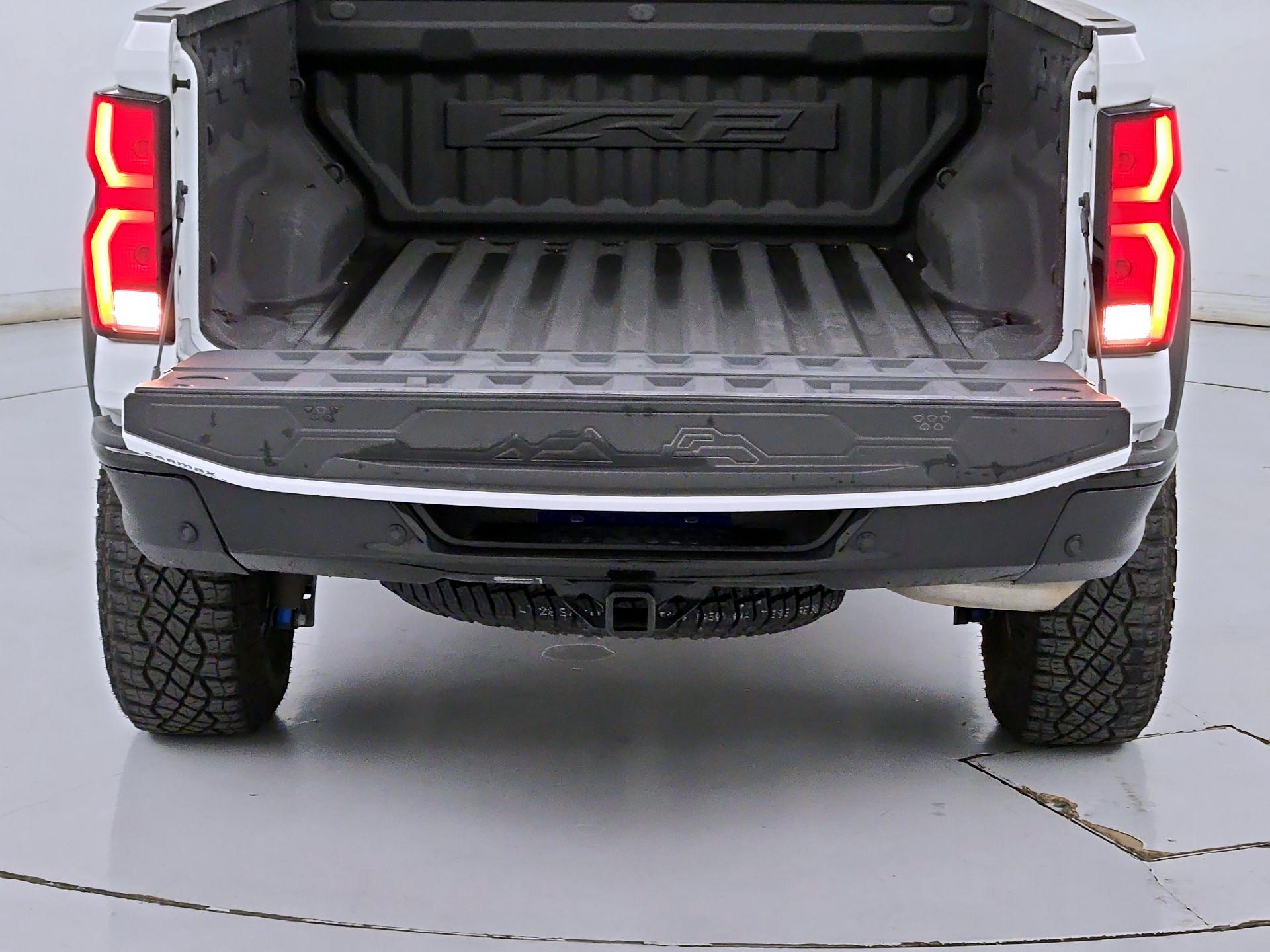 Thumbnail: 2024 Chevrolet Colorado - 20