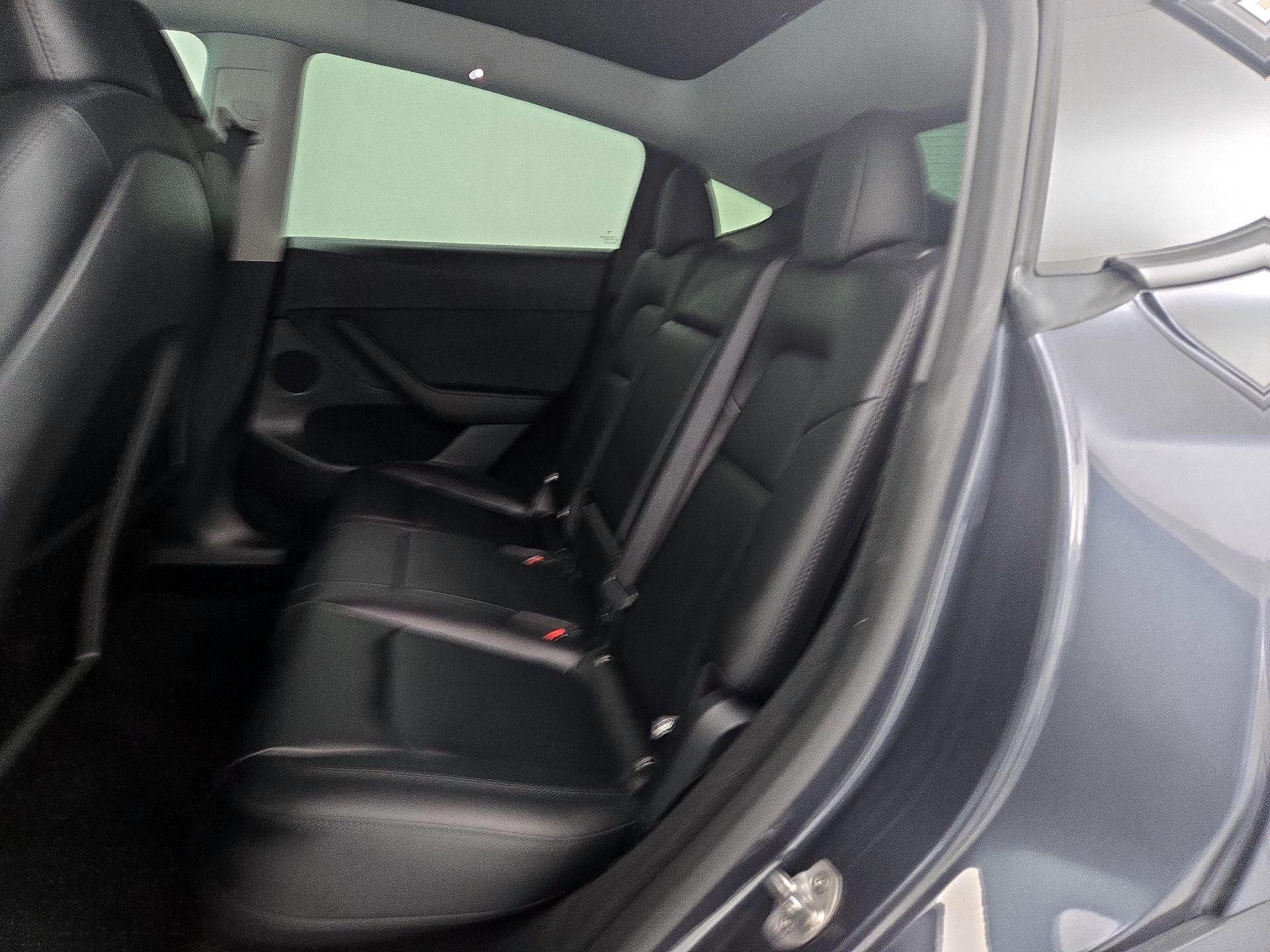 Thumbnail: 2025 Tesla Model Y - 19