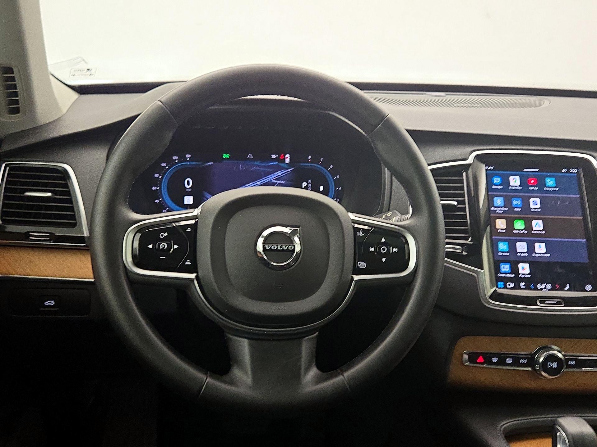 Thumbnail: 2023 Volvo XC90 - 10