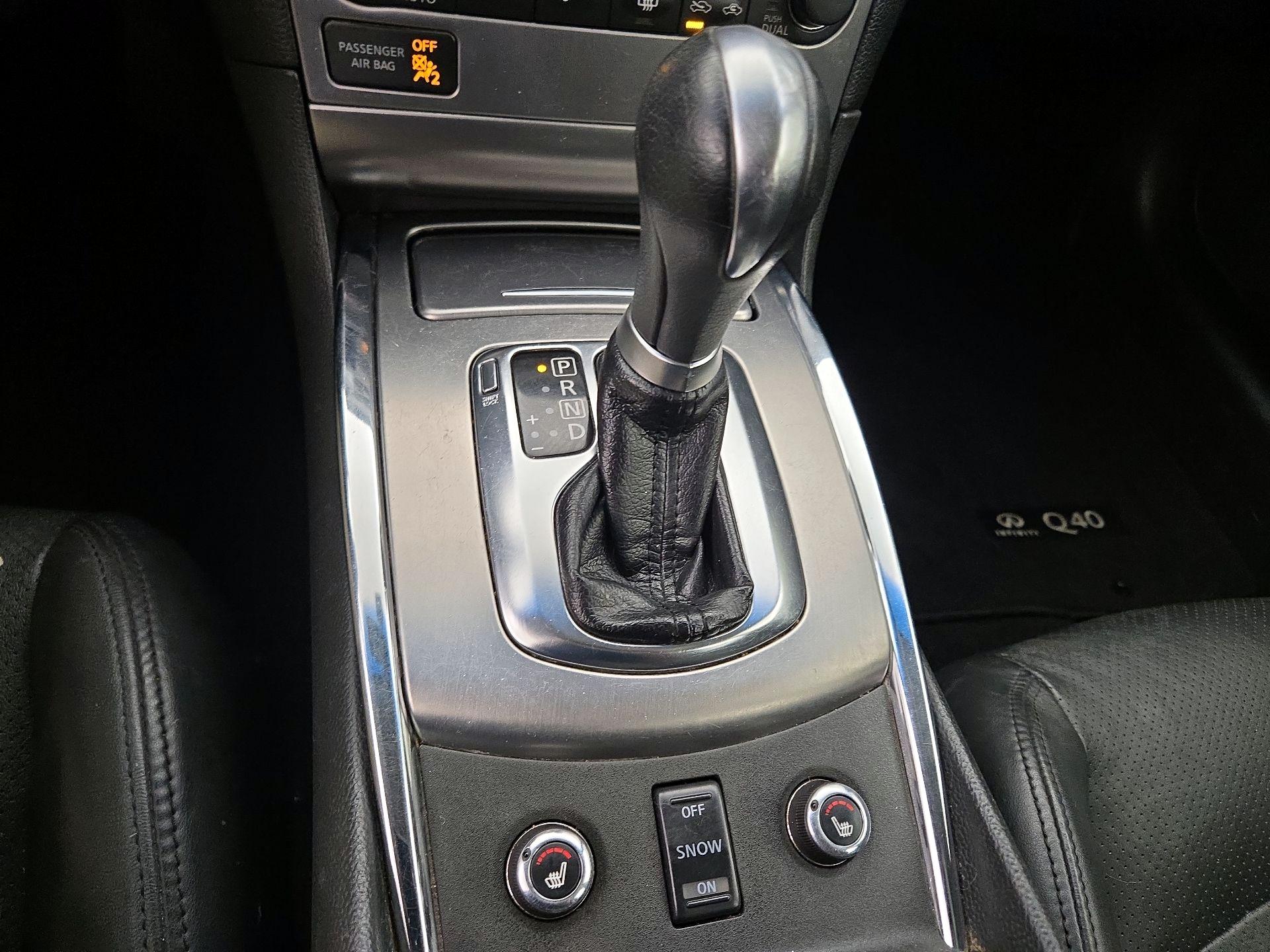 Thumbnail: 2015 INFINITI  - 18