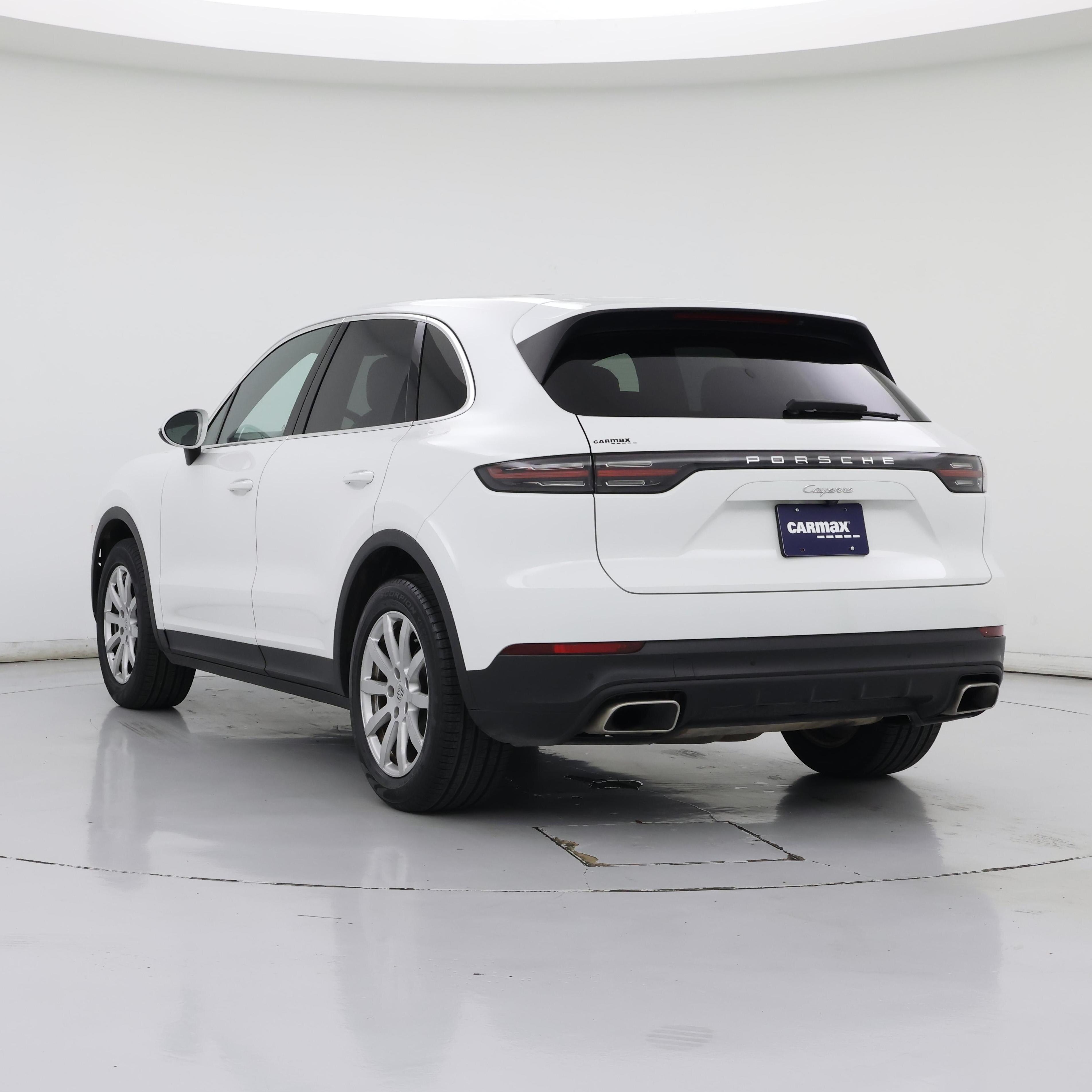 Thumbnail: 2020 Porsche Cayenne - 2